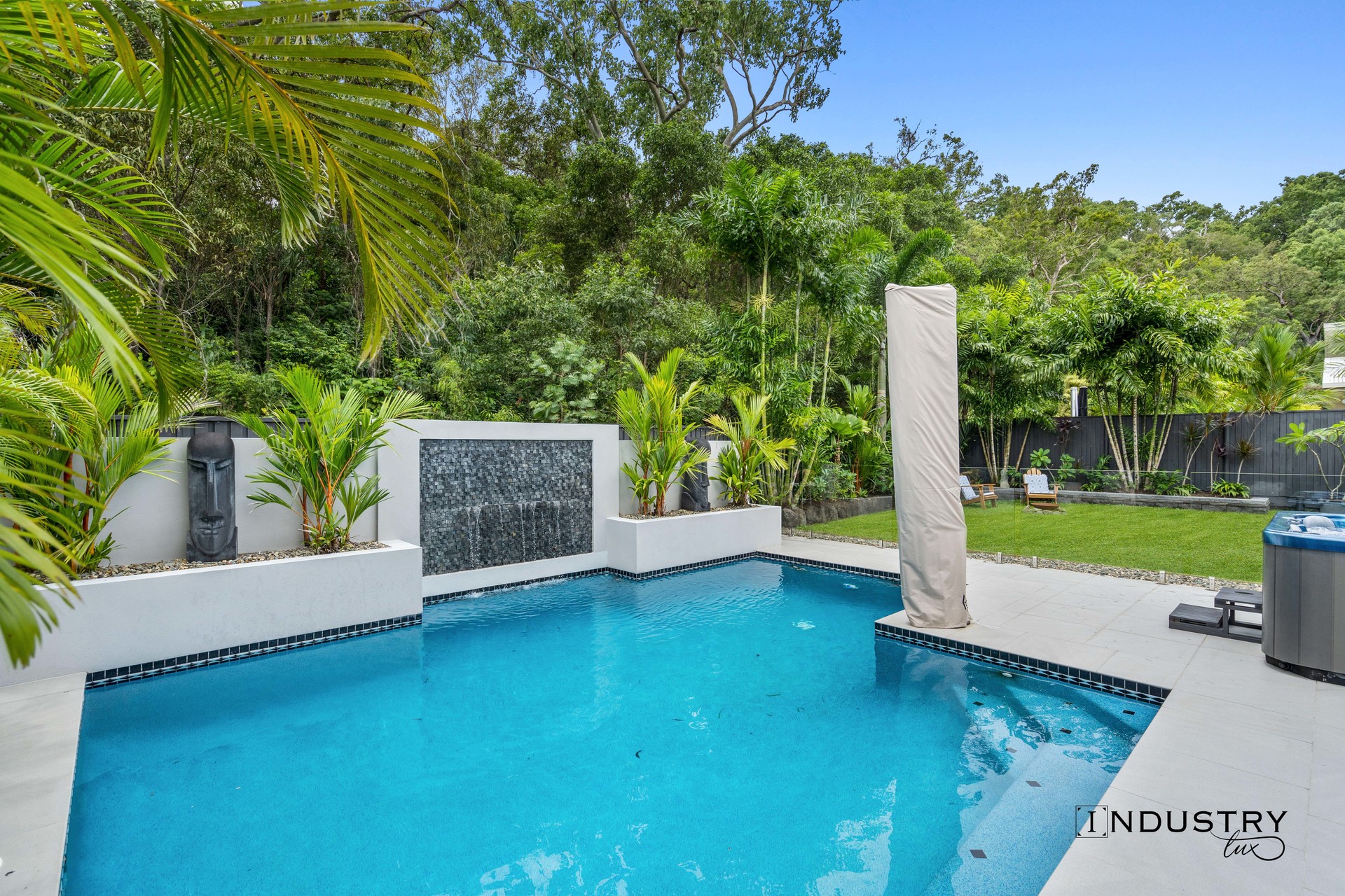 73 Coastline Parade, Trinity Beach, QLD 4879 AUS