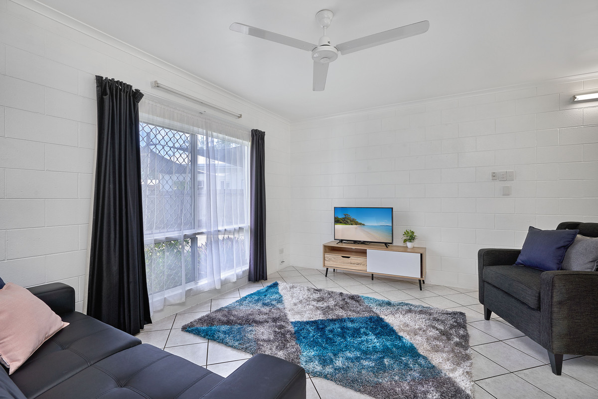 4 Coolangatta Close, KEWARRA BEACH, QLD 4879 AUS