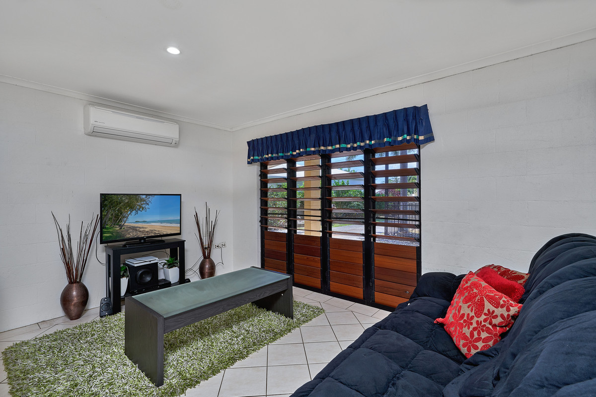 4 Tapini Close, Trinity Beach, QLD 4879 AUS