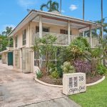 2/39 Arlington Esplanade, Clifton Beach, QLD 4879 AUS