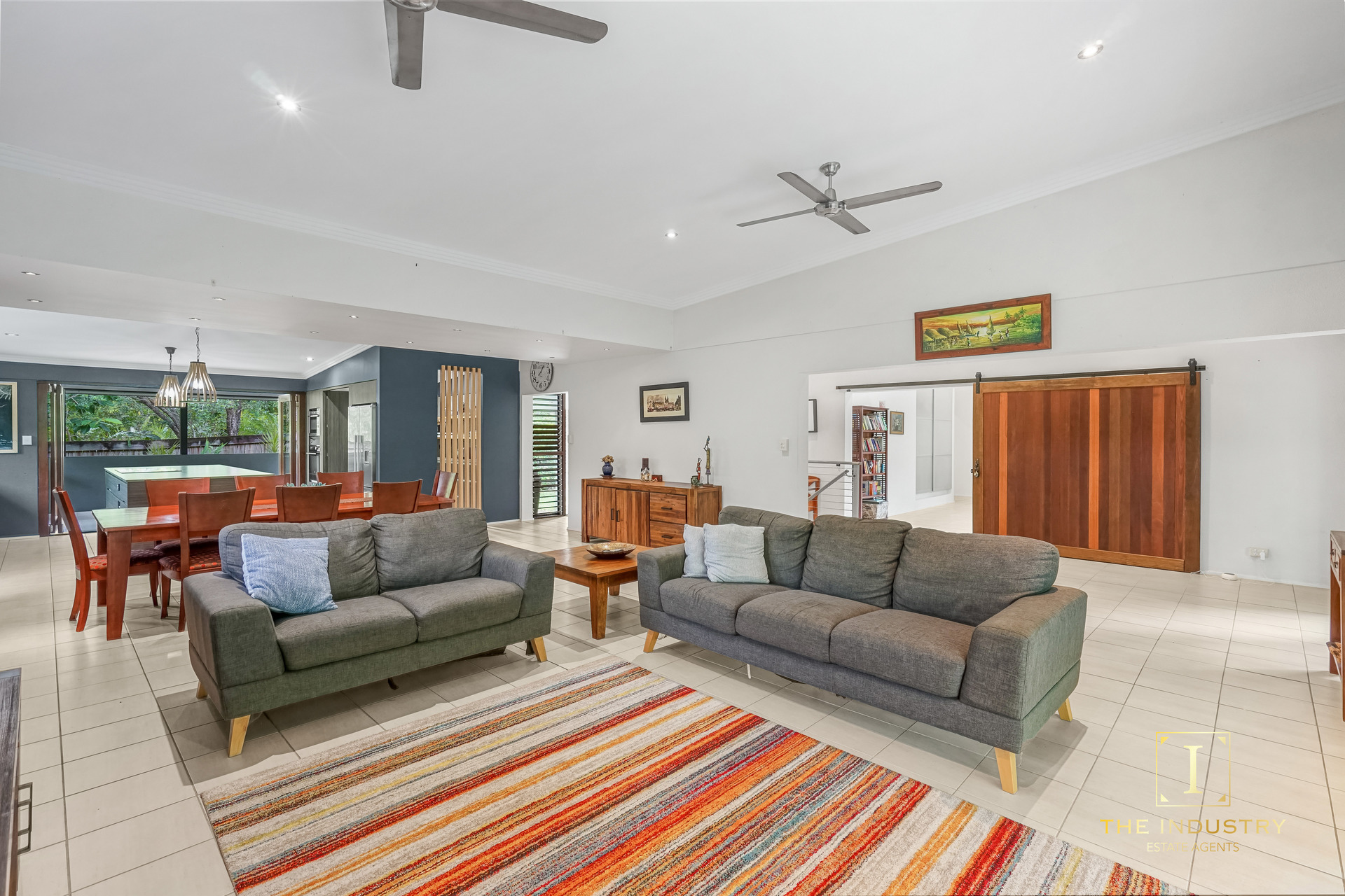 20-22 Foley Road, Palm Cove, QLD 4879 AUS