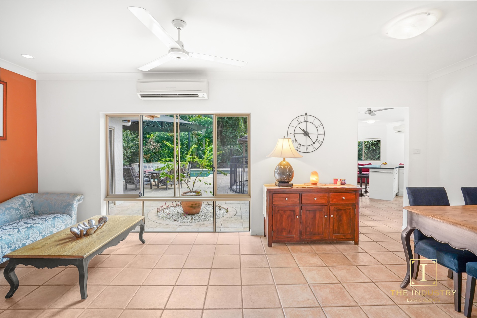 20 Leonard Street, Kewarra Beach, QLD 4879 AUS