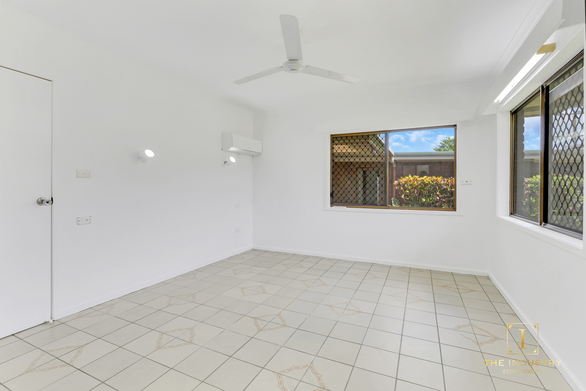 25 Boden Street, Edge Hill, QLD 4870 AUS