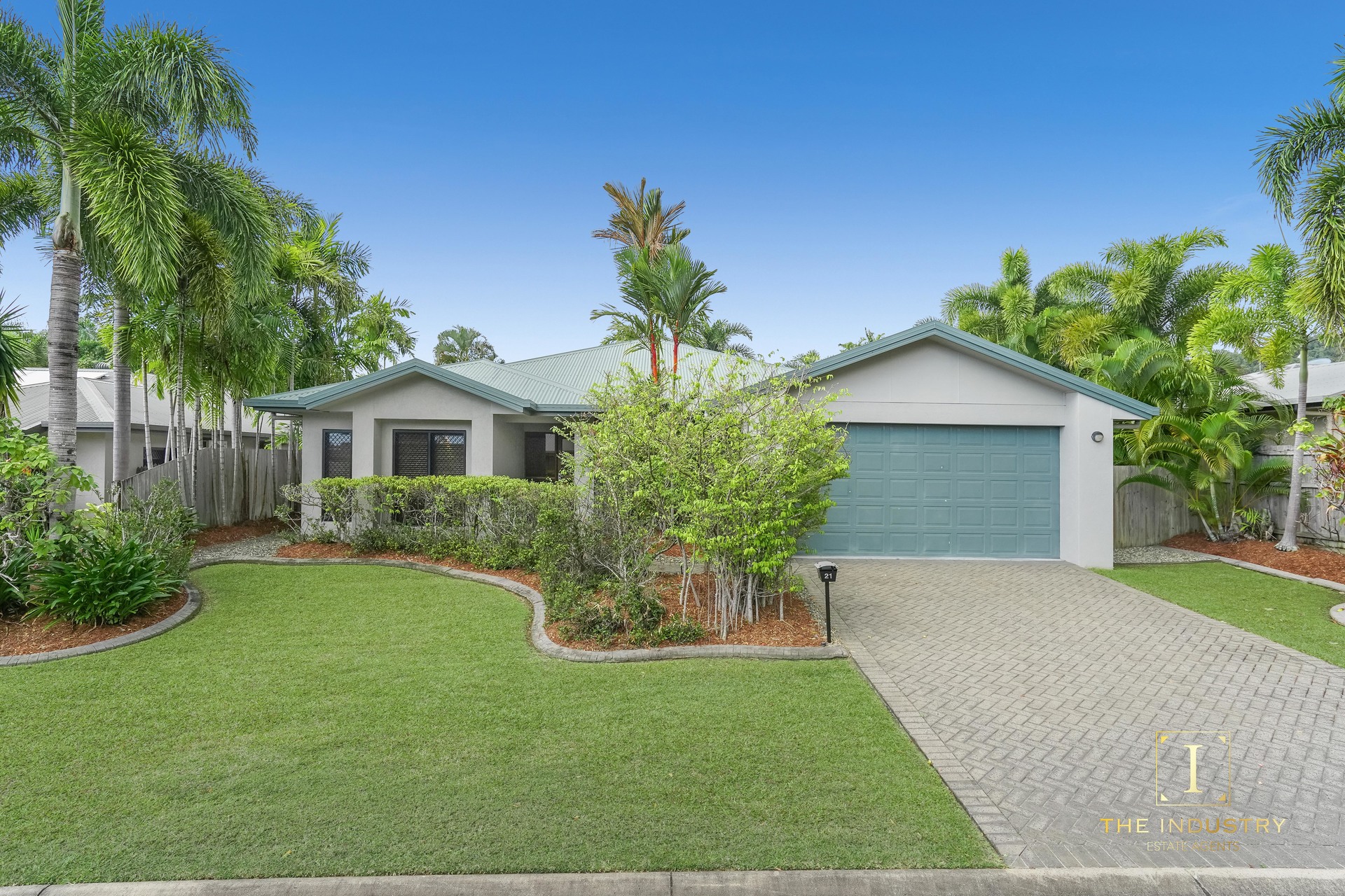 21 Castor Street, Clifton Beach, QLD 4879 AUS