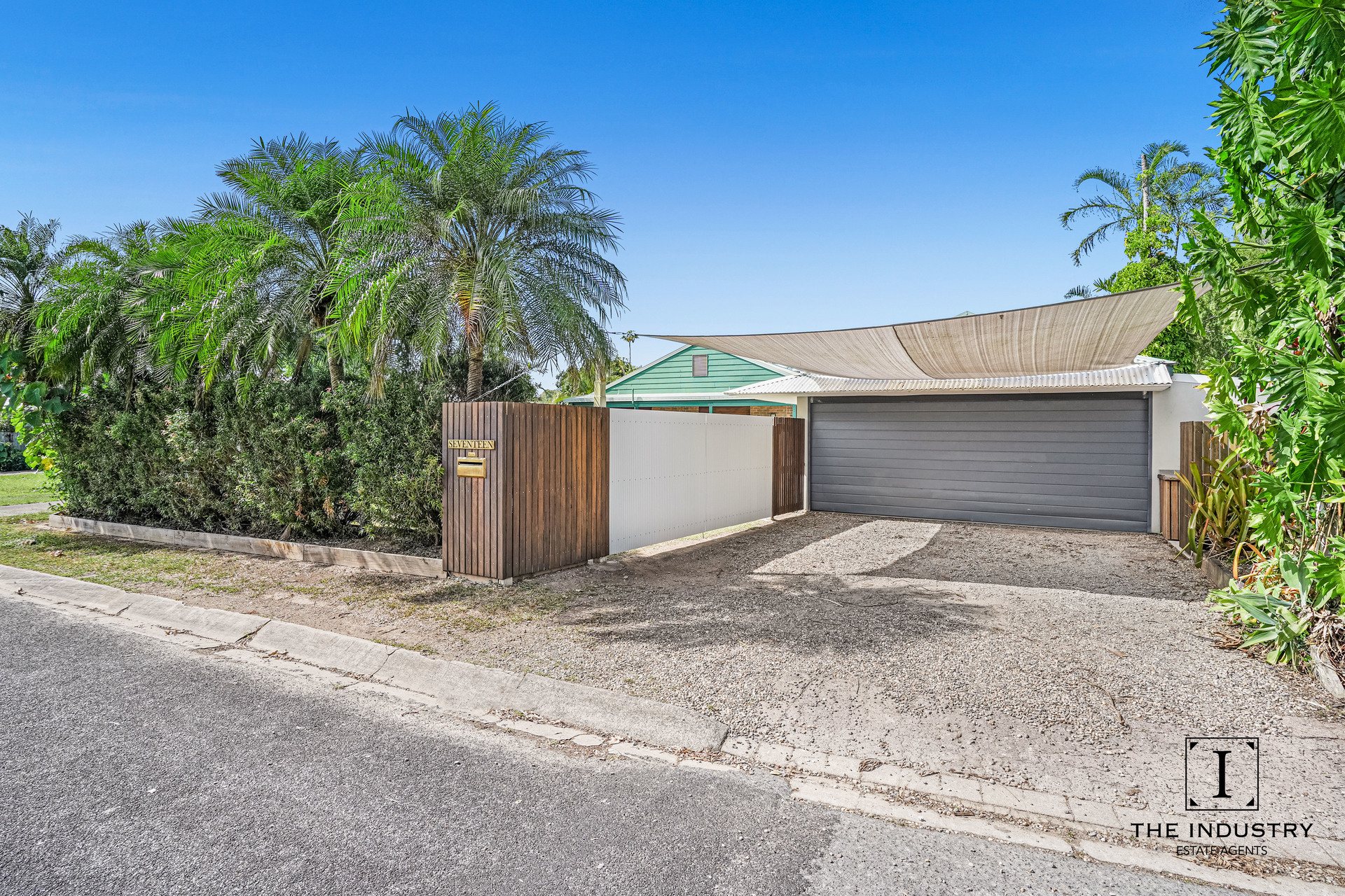 17 Katanga Close, Smithfield, QLD 4878 AUS