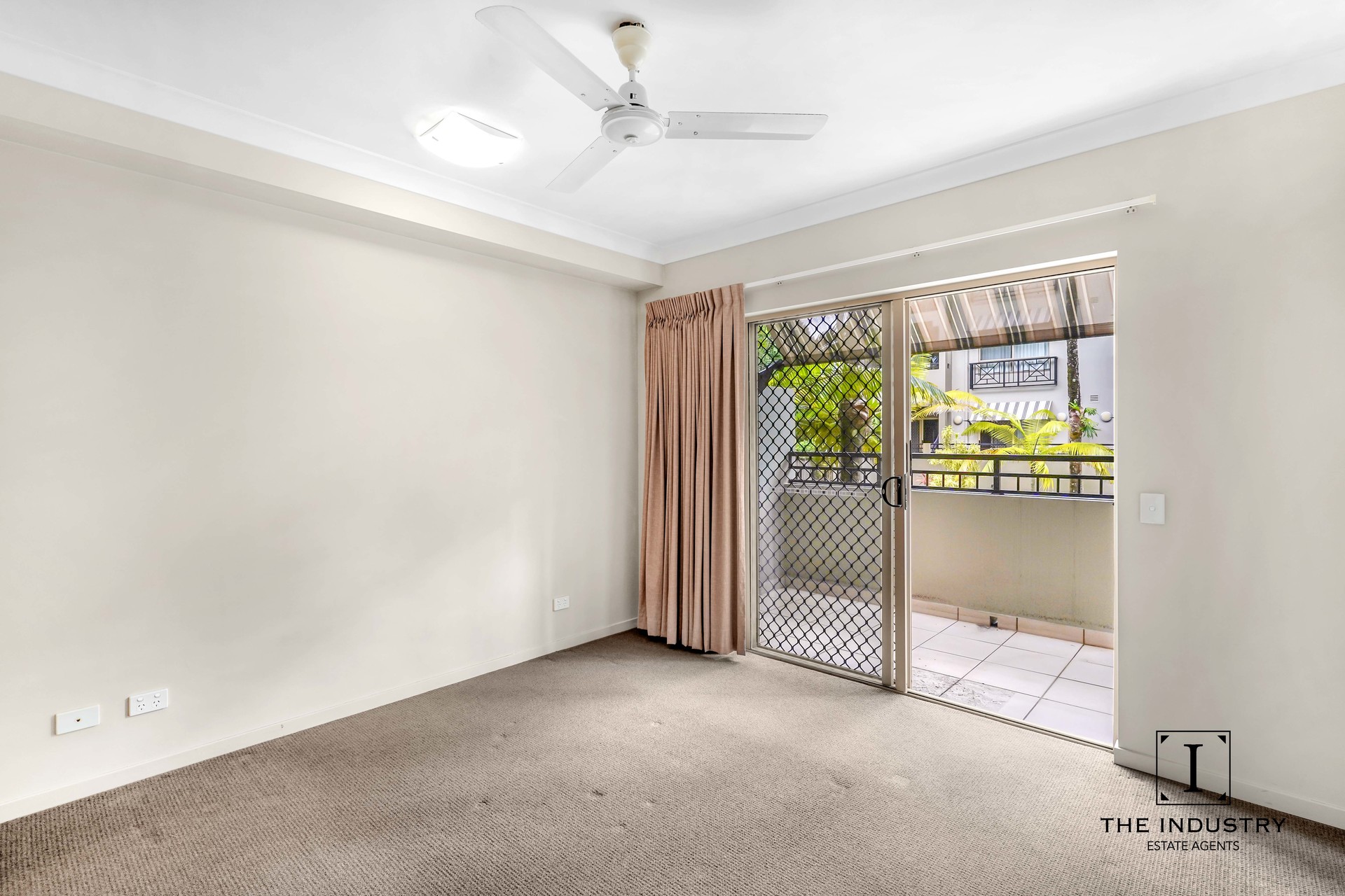 1202/12-21 Gregory Street, Westcourt, QLD 4870 AUS