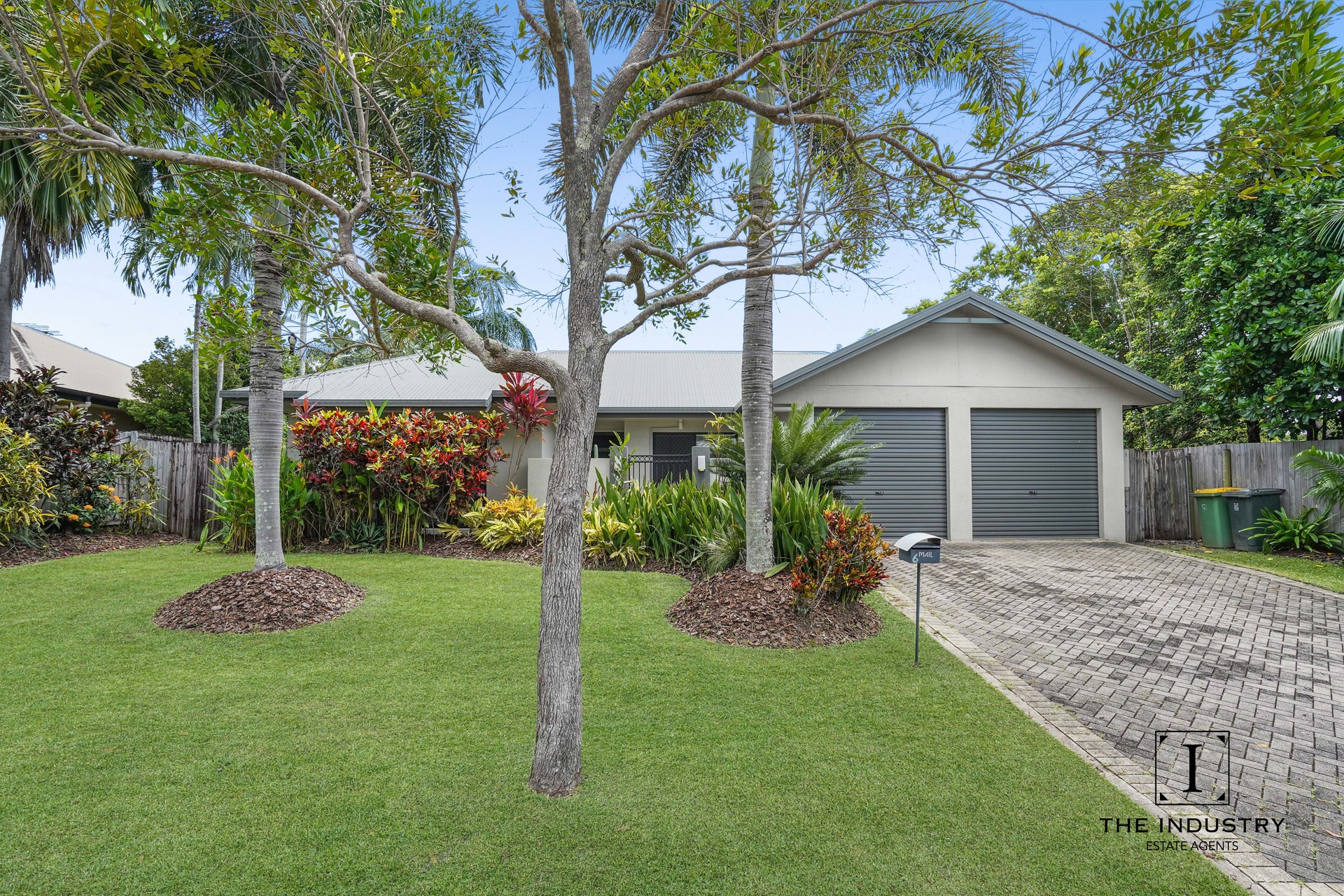 6 Mia Close, Kewarra Beach, QLD 4879 AUS