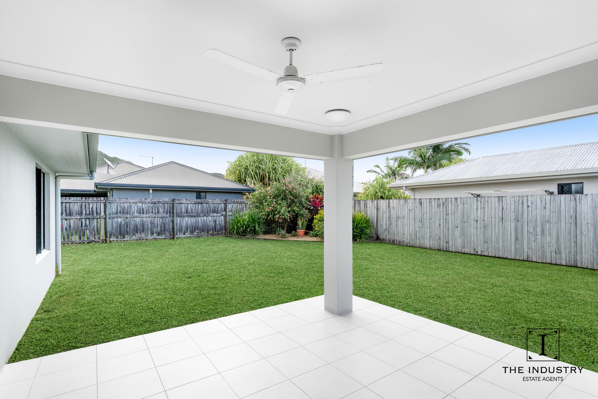 43 Disney Street, White Rock, QLD 4868 AUS