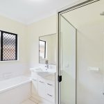 3 Chandra Close, Redlynch, QLD 4870 AUS