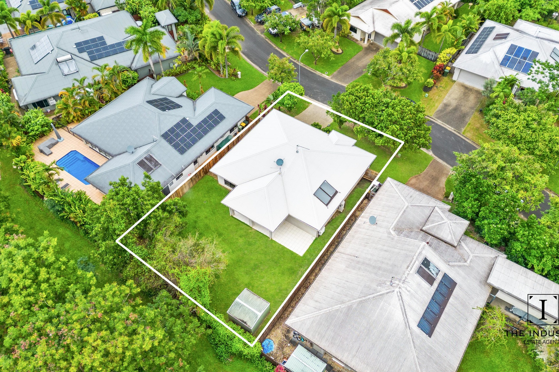 3 Chandra Close, Redlynch, QLD 4870 AUS