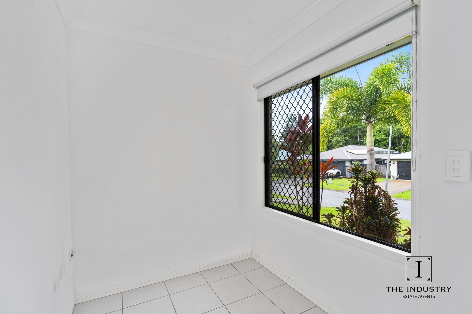 11 Finniss Crescent, Bentley Park, QLD 4869 AUS