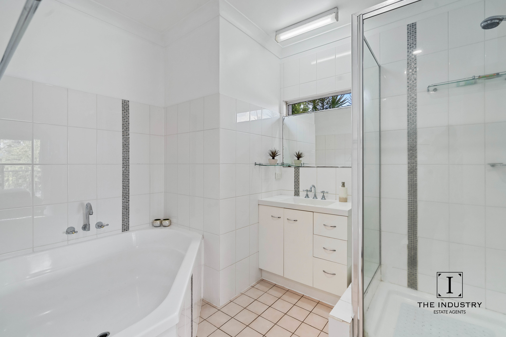 5 Thornton Court, White Rock, QLD 4868 AUS