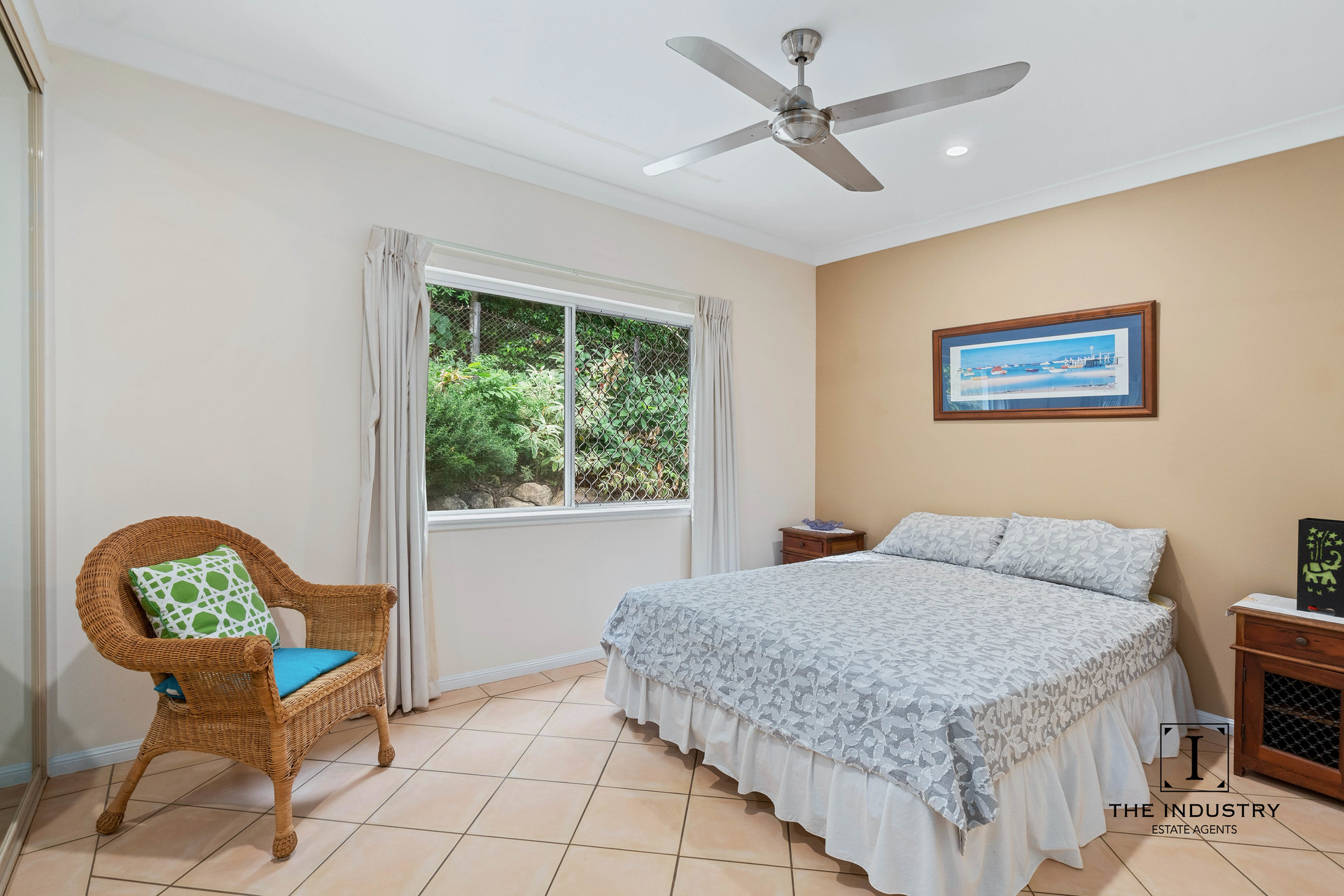 5 Thornton Court, White Rock, QLD 4868 AUS