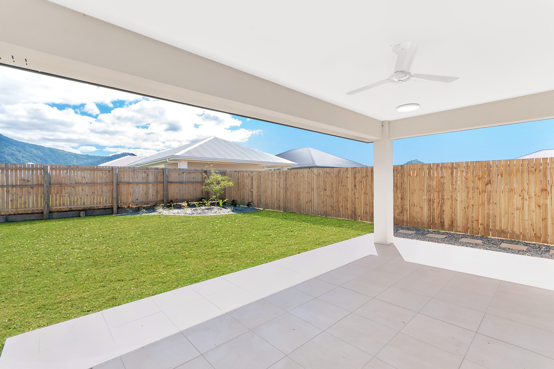 5 Eluma Mews, Smithfield, QLD 4878 AUS