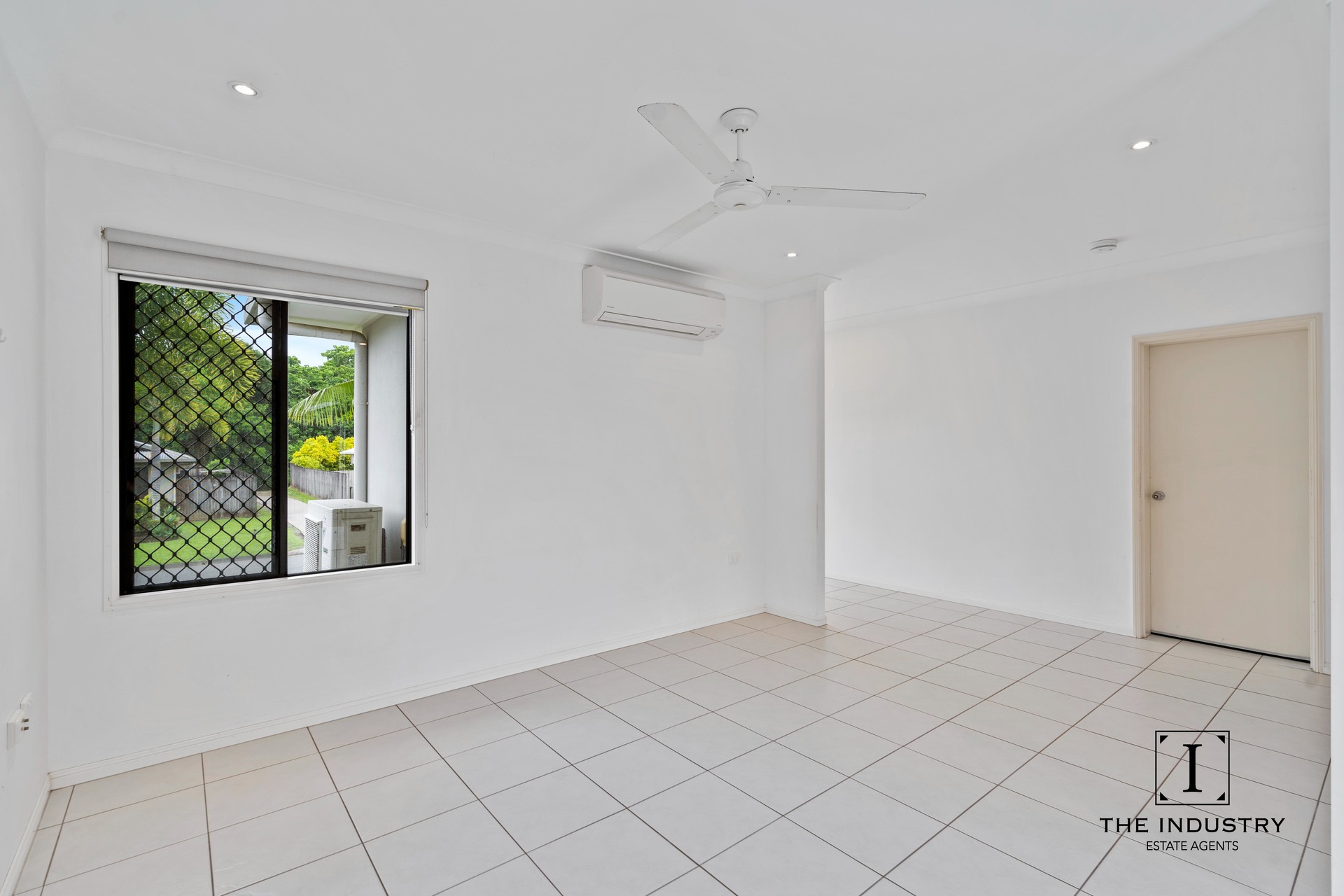 11 Finniss Crescent, Bentley Park, QLD 4869 AUS