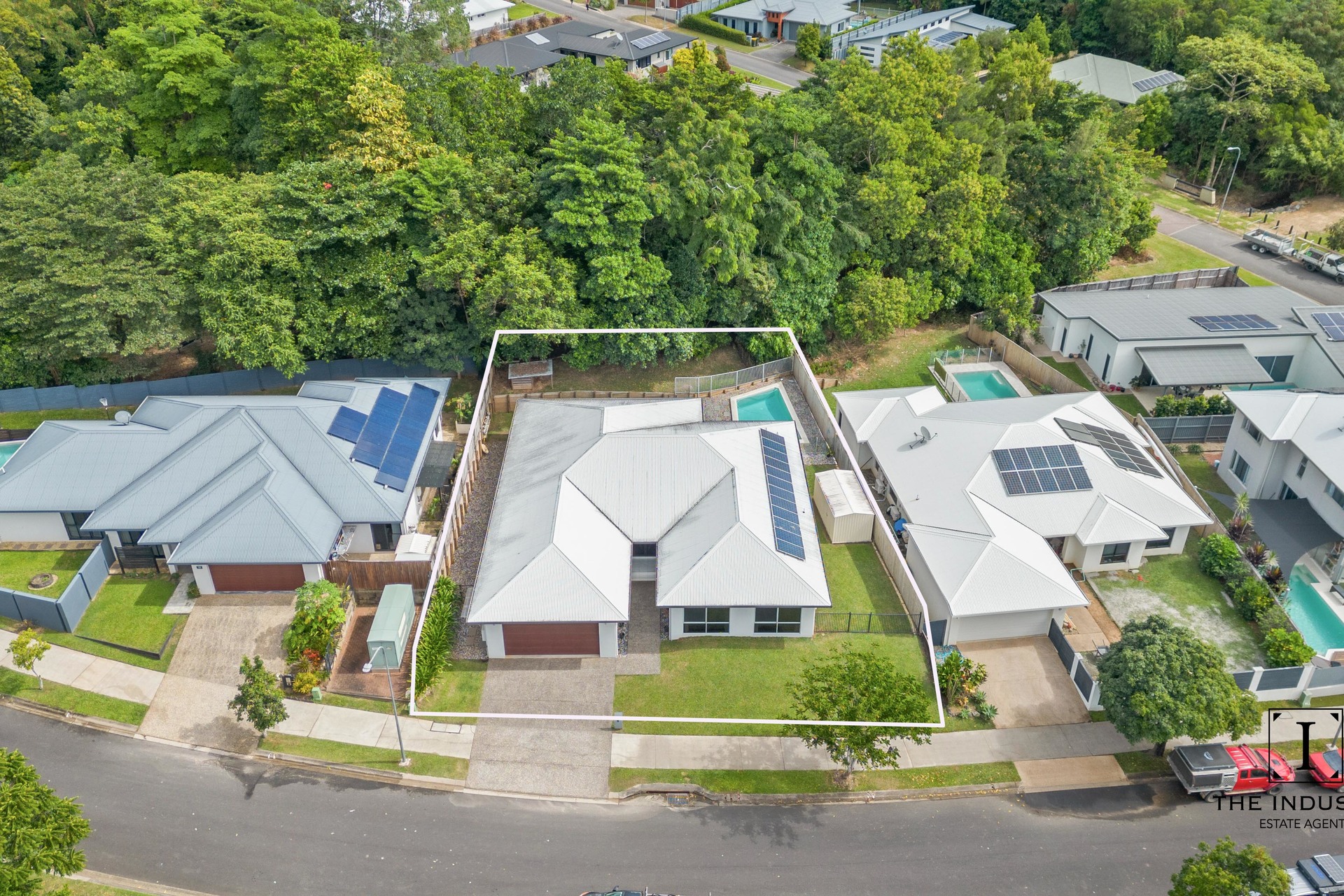 8 Whipbird Drive, Smithfield, QLD 4878 AUS