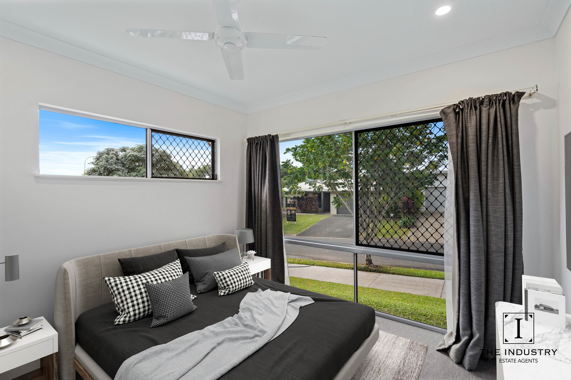 8 Whipbird Drive, Smithfield, QLD 4878 AUS