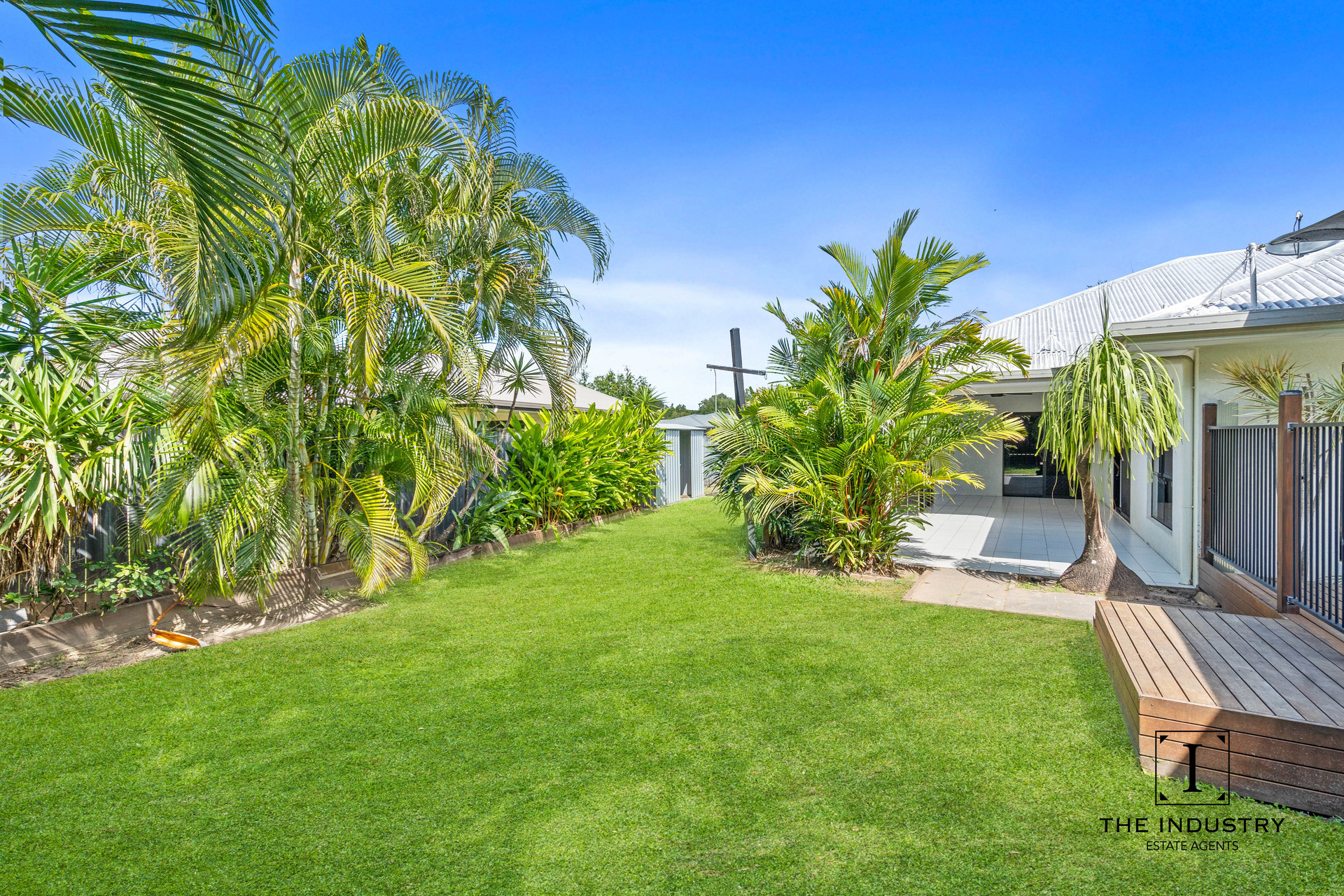 92 Roberts Drive, Trinity Beach, QLD 4879 AUS