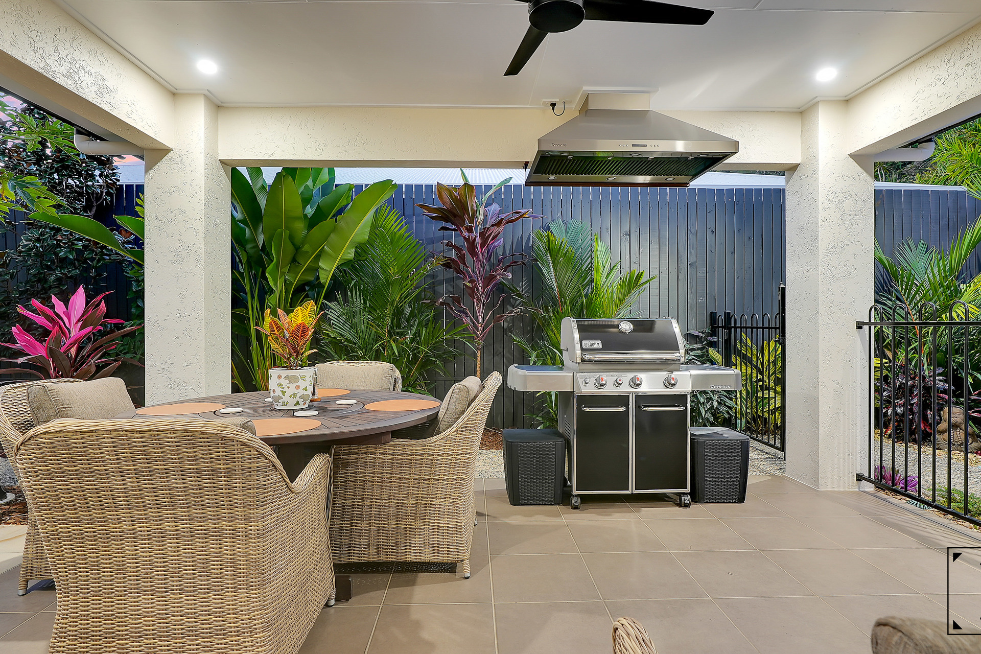 31 Bowline Place, Trinity Beach, QLD 4879 AUS