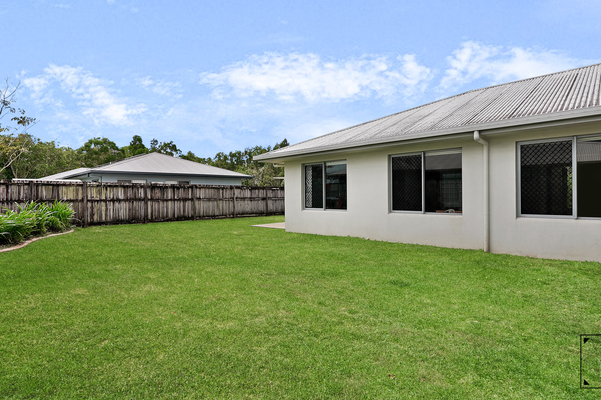 13 Tarantino Crescent, White Rock, QLD 4868 AUS