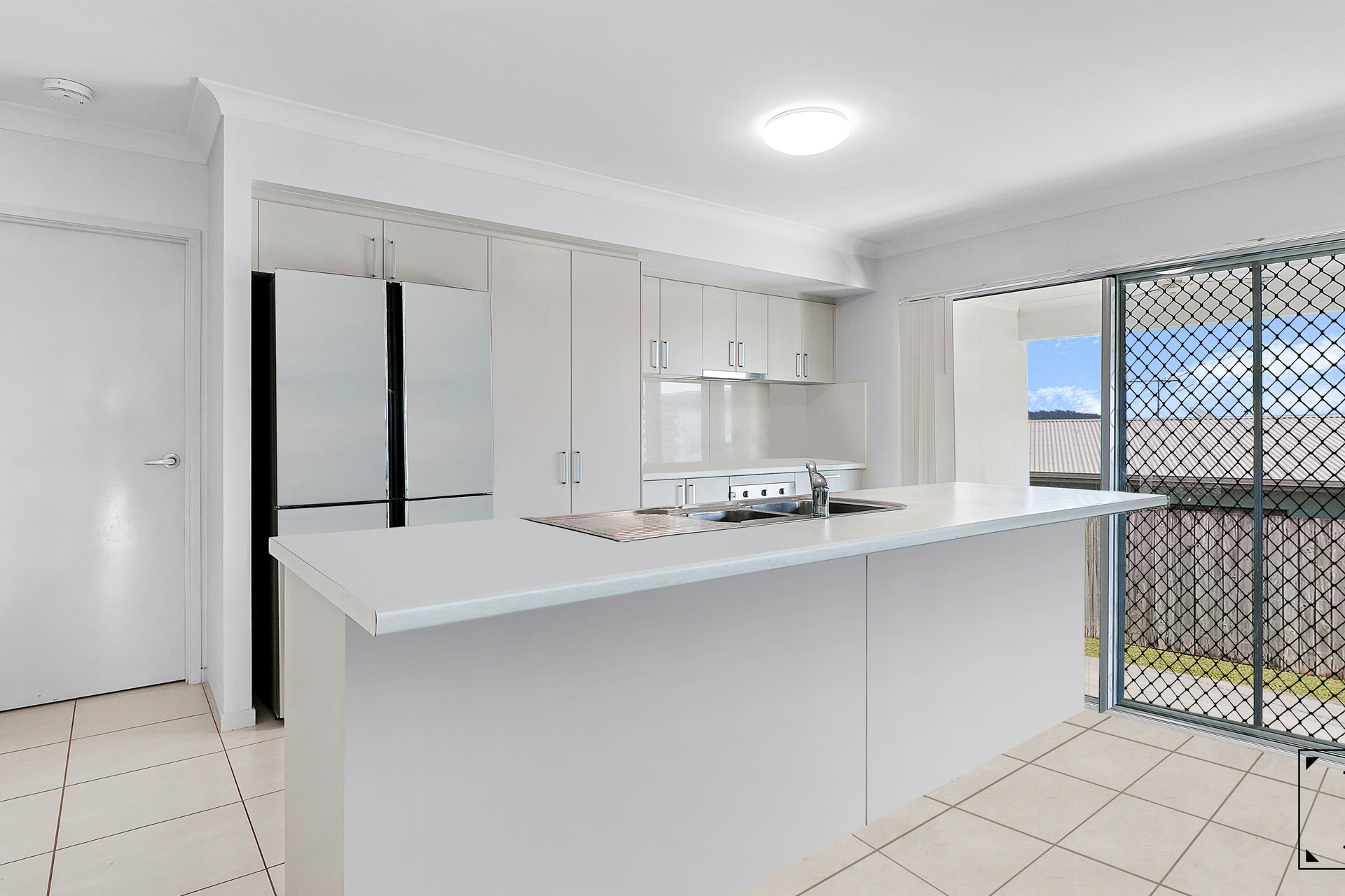 13 Tarantino Crescent, White Rock, QLD 4868 AUS