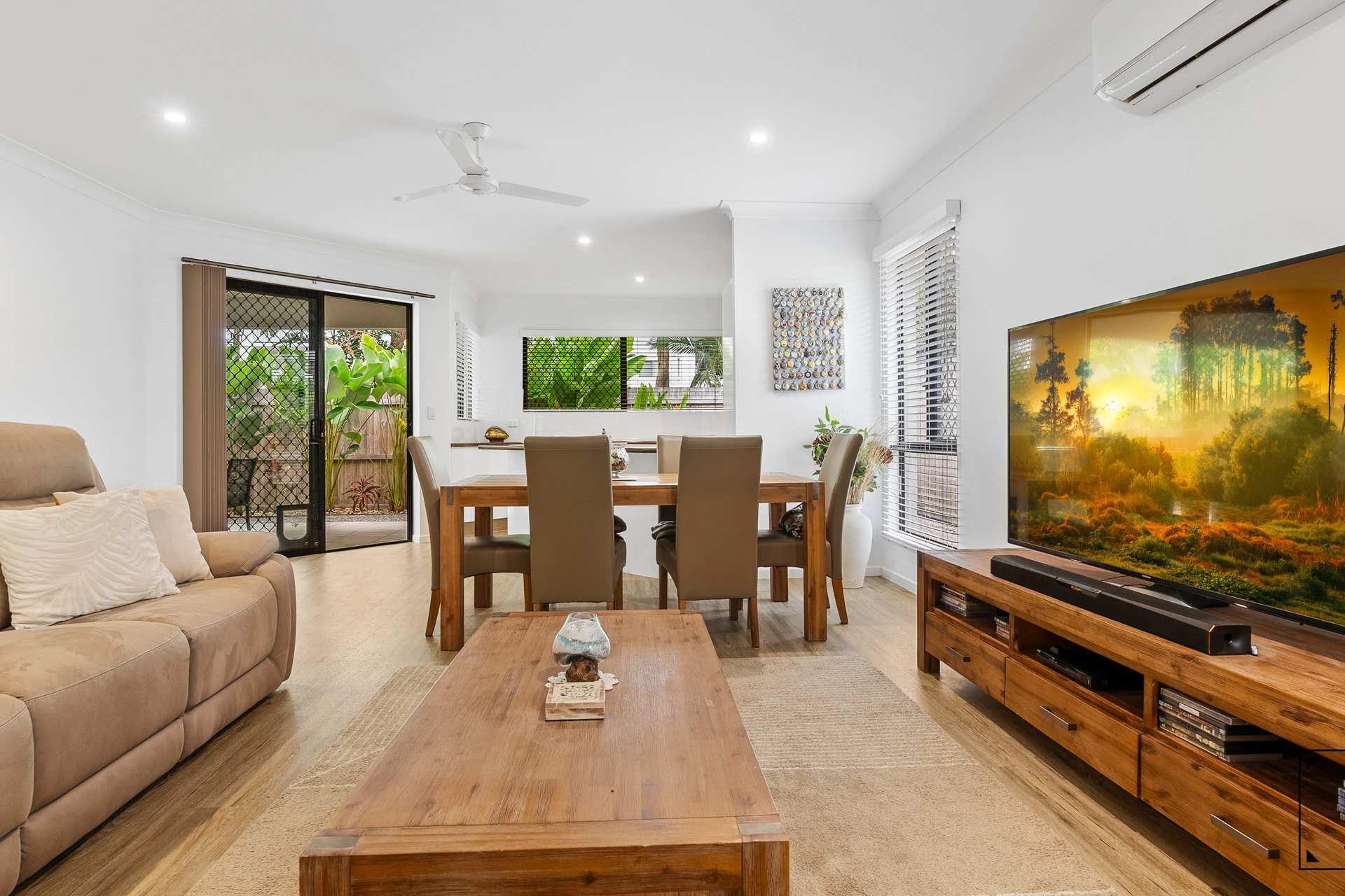 35 Conical Close, Trinity Beach, QLD 4879 AUS