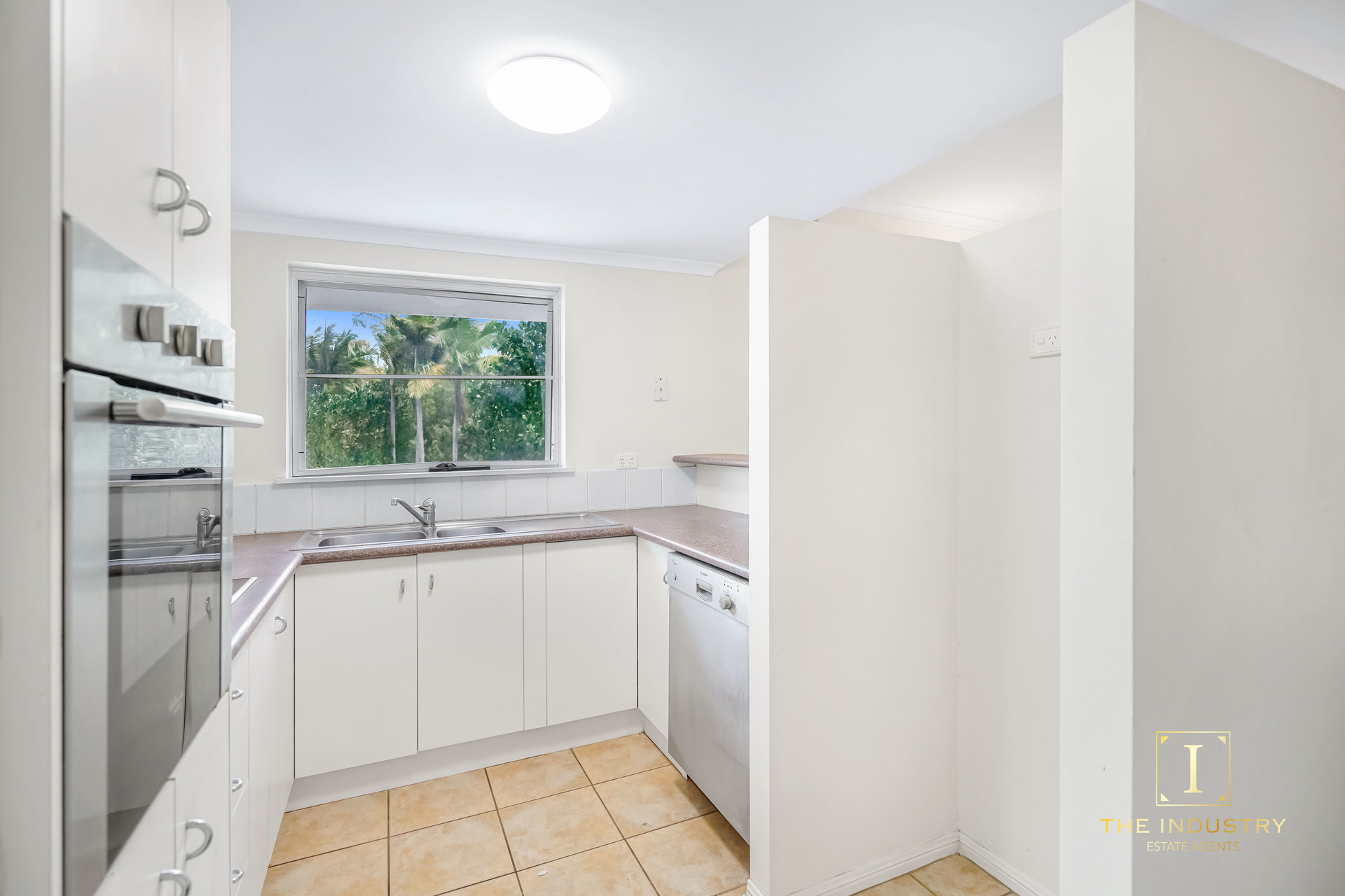 Level 3/13/34-40 Lily Street, Cairns North, QLD 4870 AUS