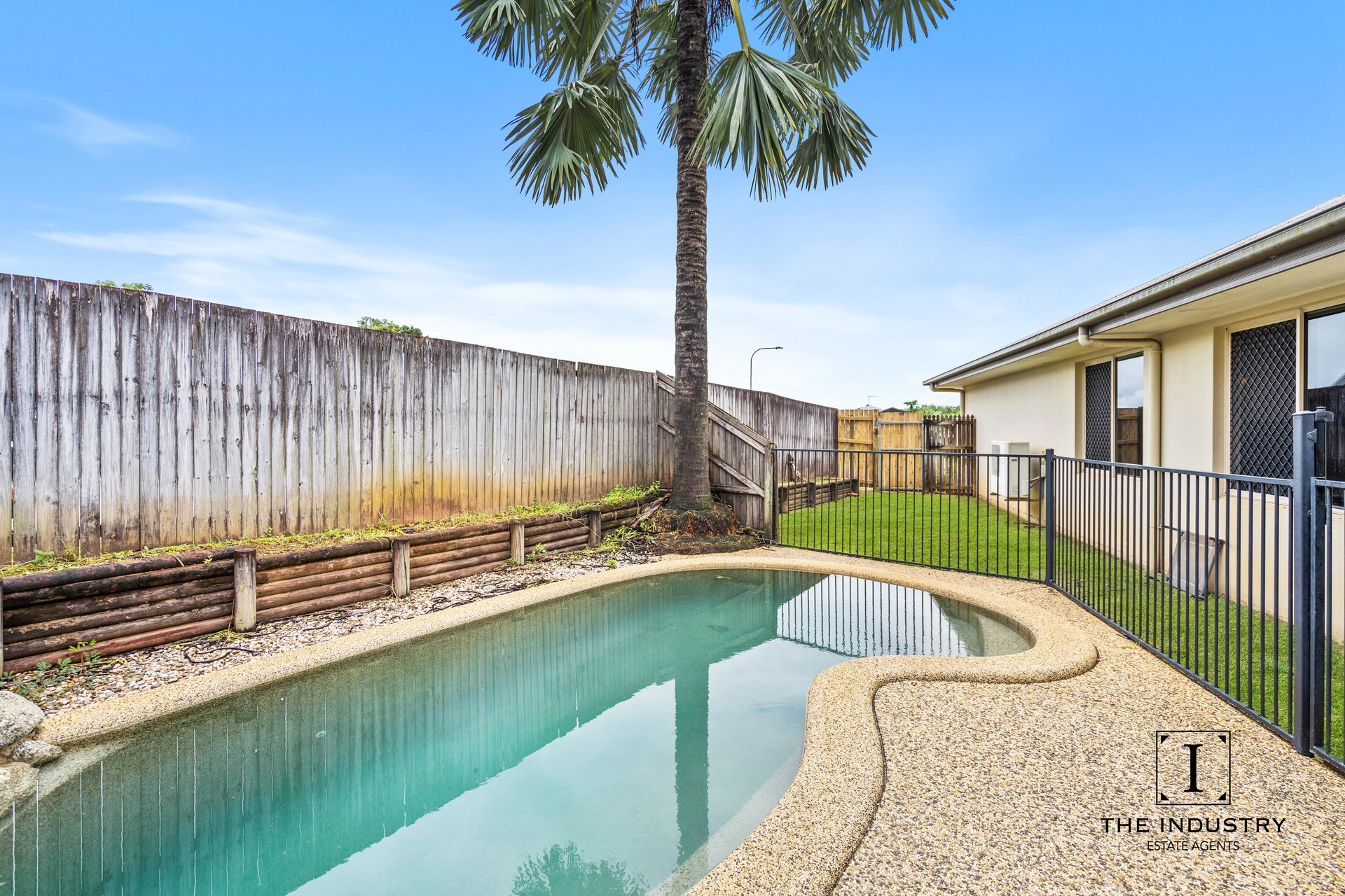 3 Whela Close, Bentley Park, QLD 4869 AUS