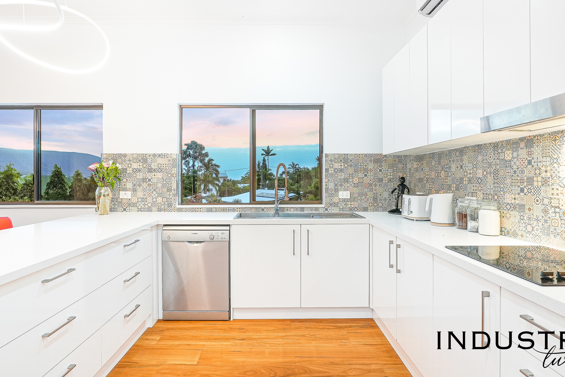 5 Torokina Street, Trinity Beach, QLD 4879 AUS