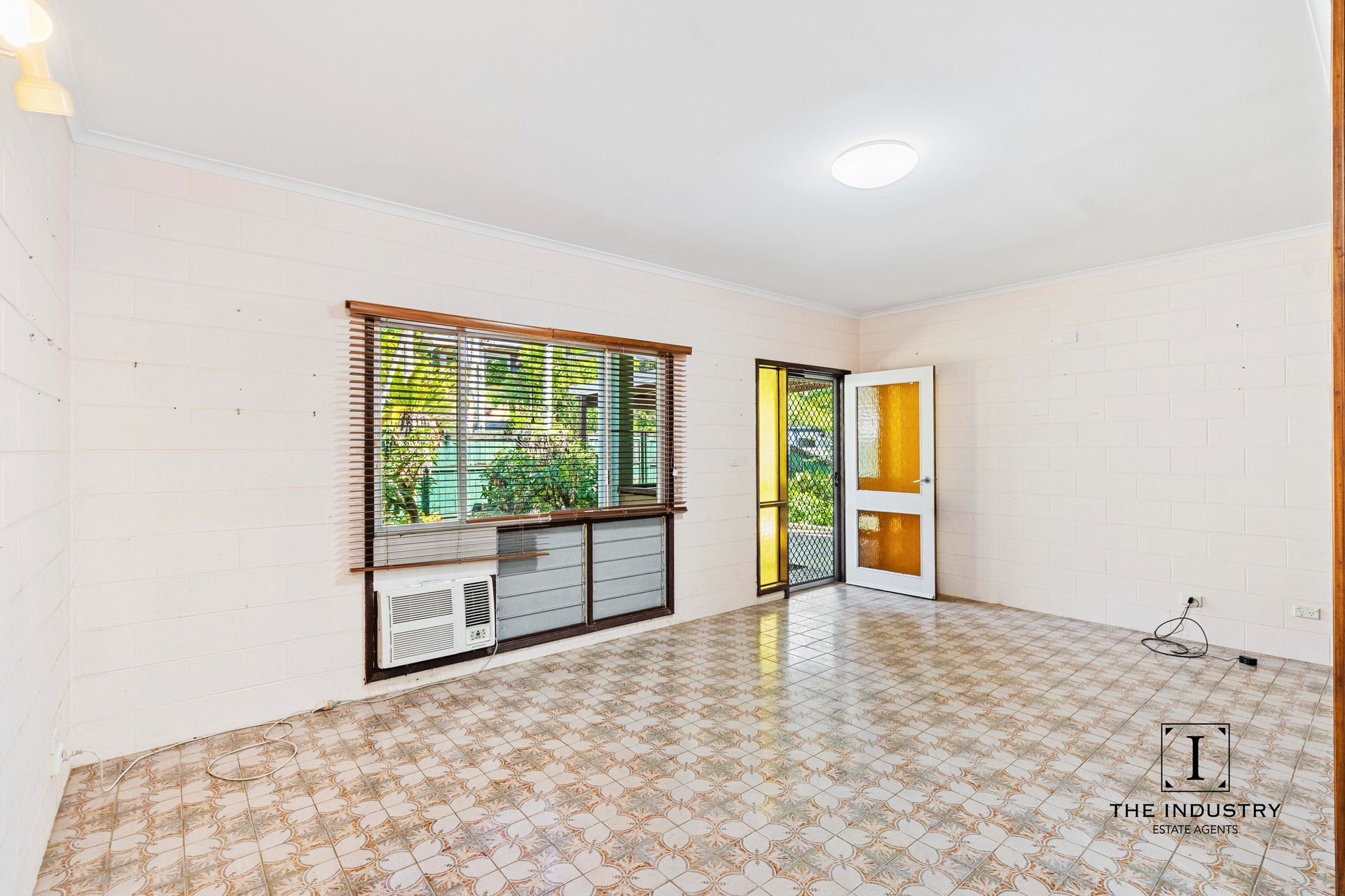 26 Trinidad Close, Trinity Beach, QLD 4879 AUS