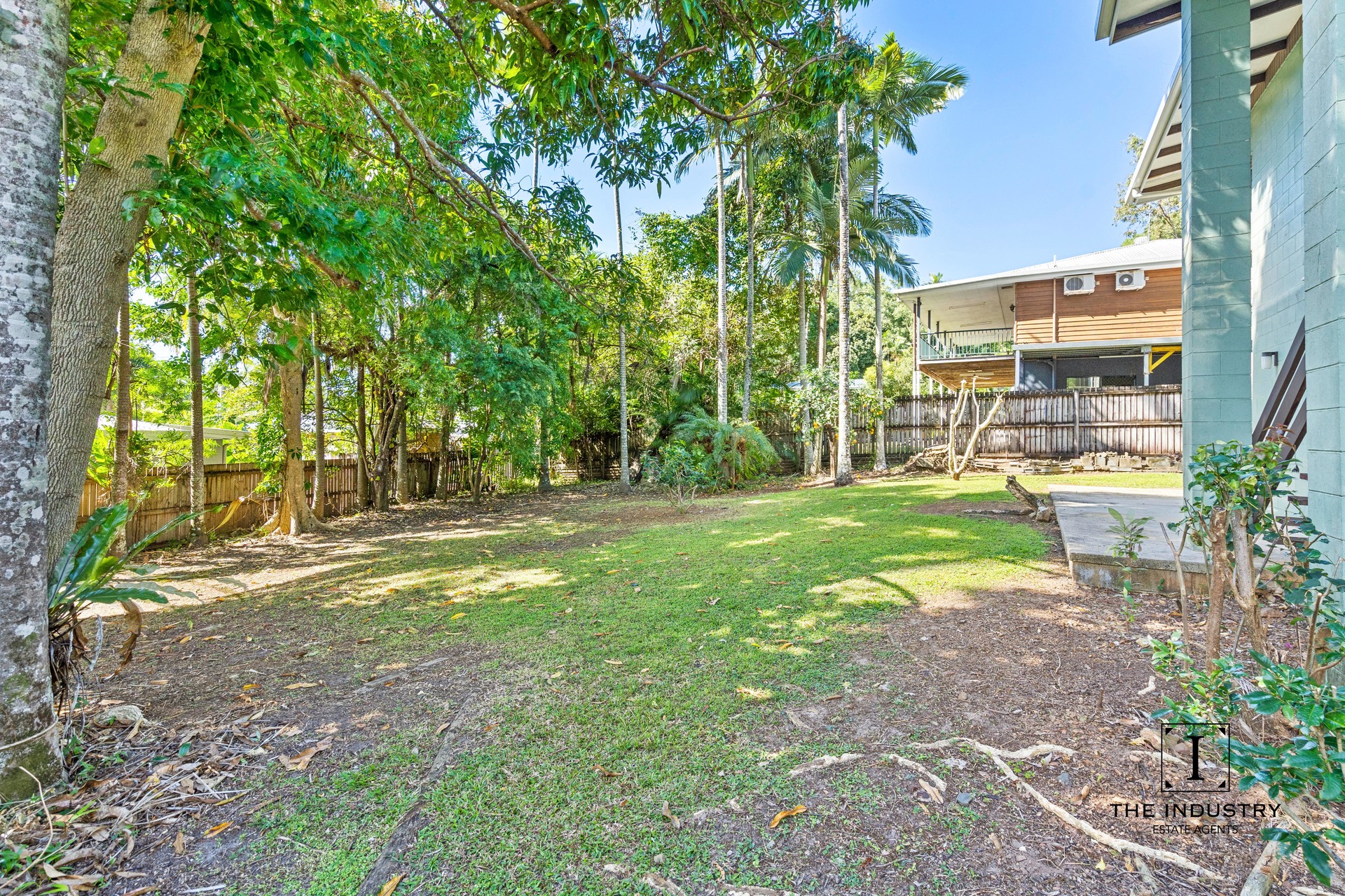 26 Trinidad Close, Trinity Beach, QLD 4879 AUS