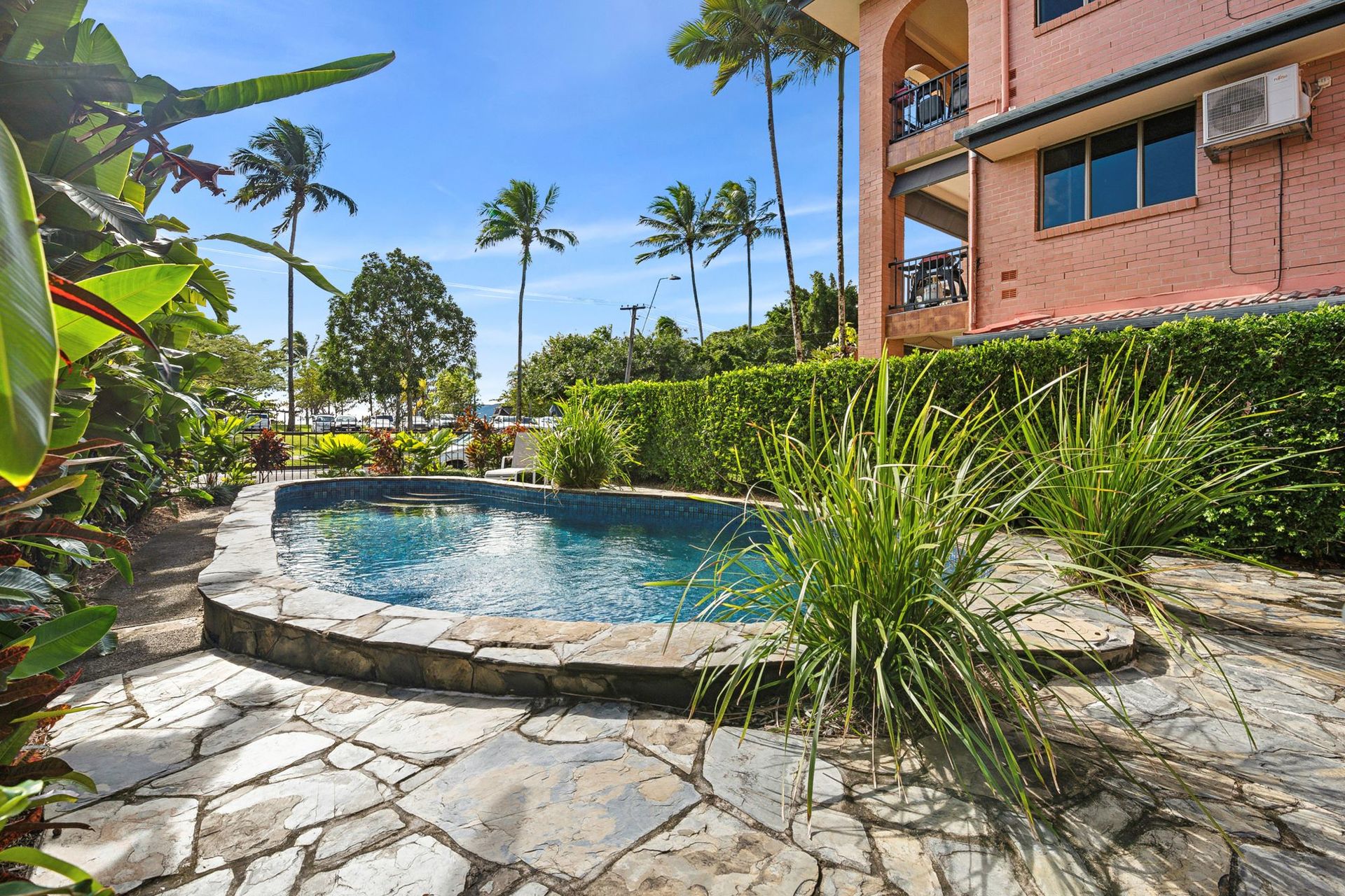 6/271 Esplanade, Cairns North, QLD 4870 AUS