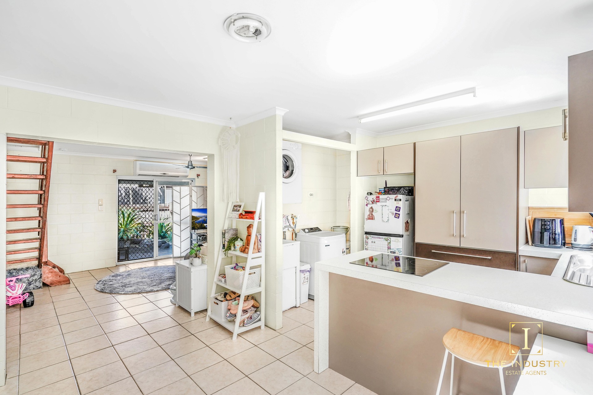 8/25 Mount Peter Road, Edmonton, QLD 4869 AUS