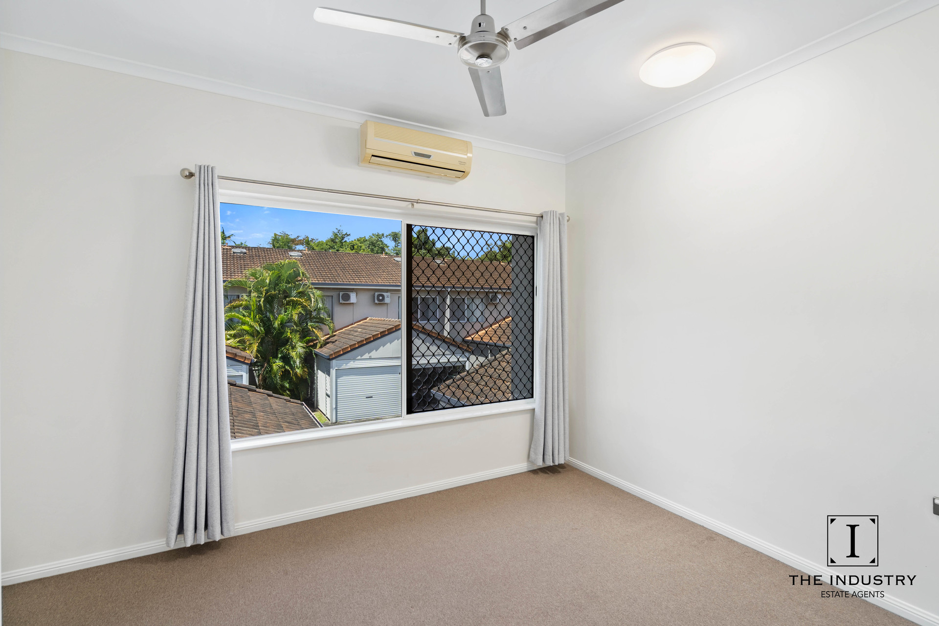 1/36 Springfield Crescent, Manoora, QLD 4870 AUS