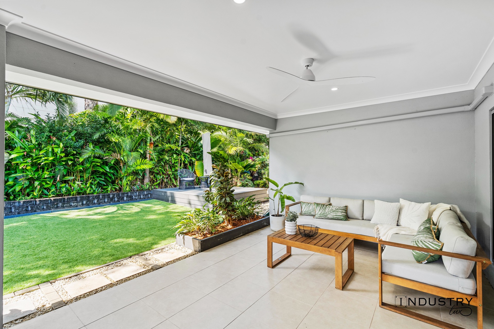 35 Lagoon Drive, Trinity Beach, QLD 4879 AUS