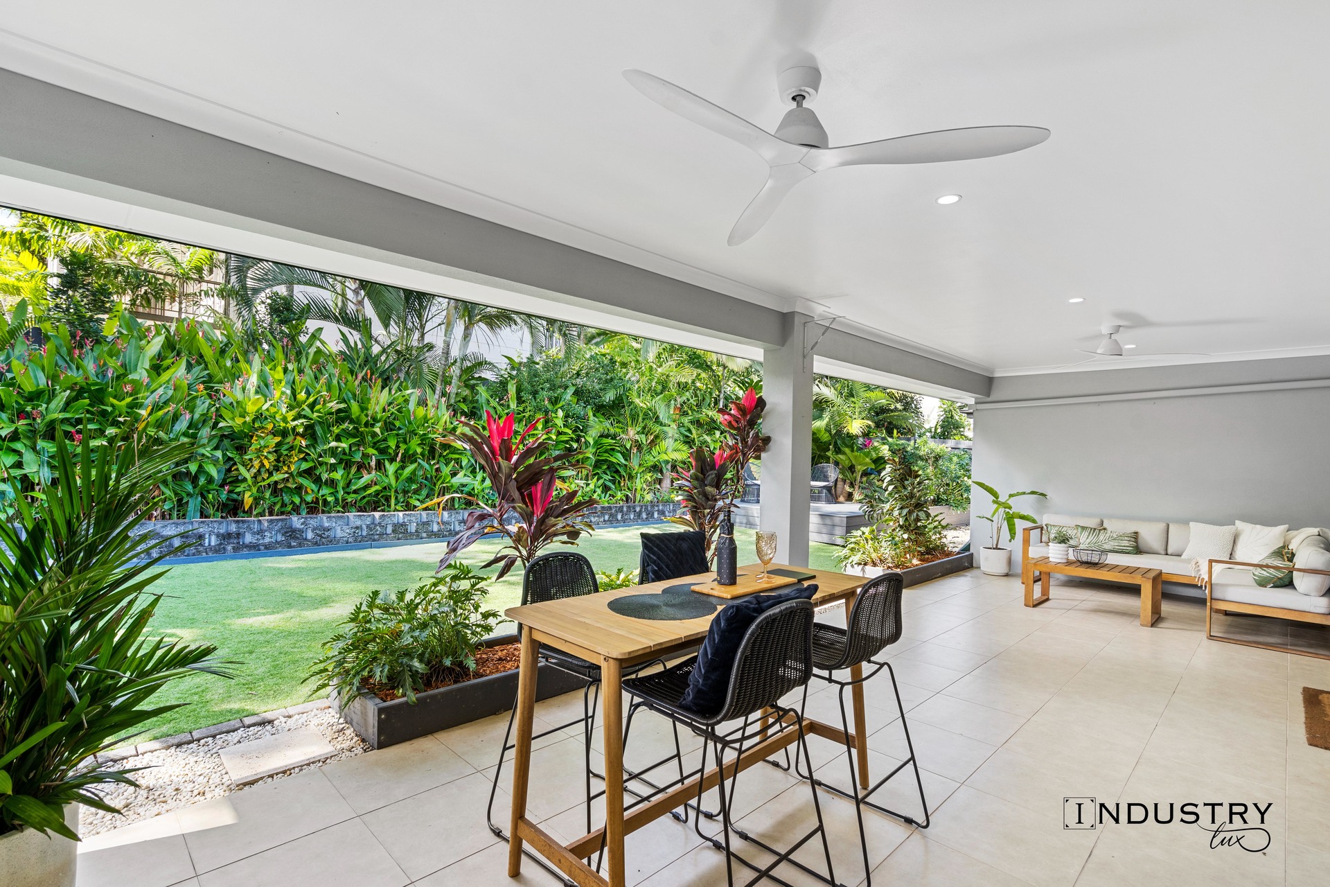 35 Lagoon Drive, Trinity Beach, QLD 4879 AUS