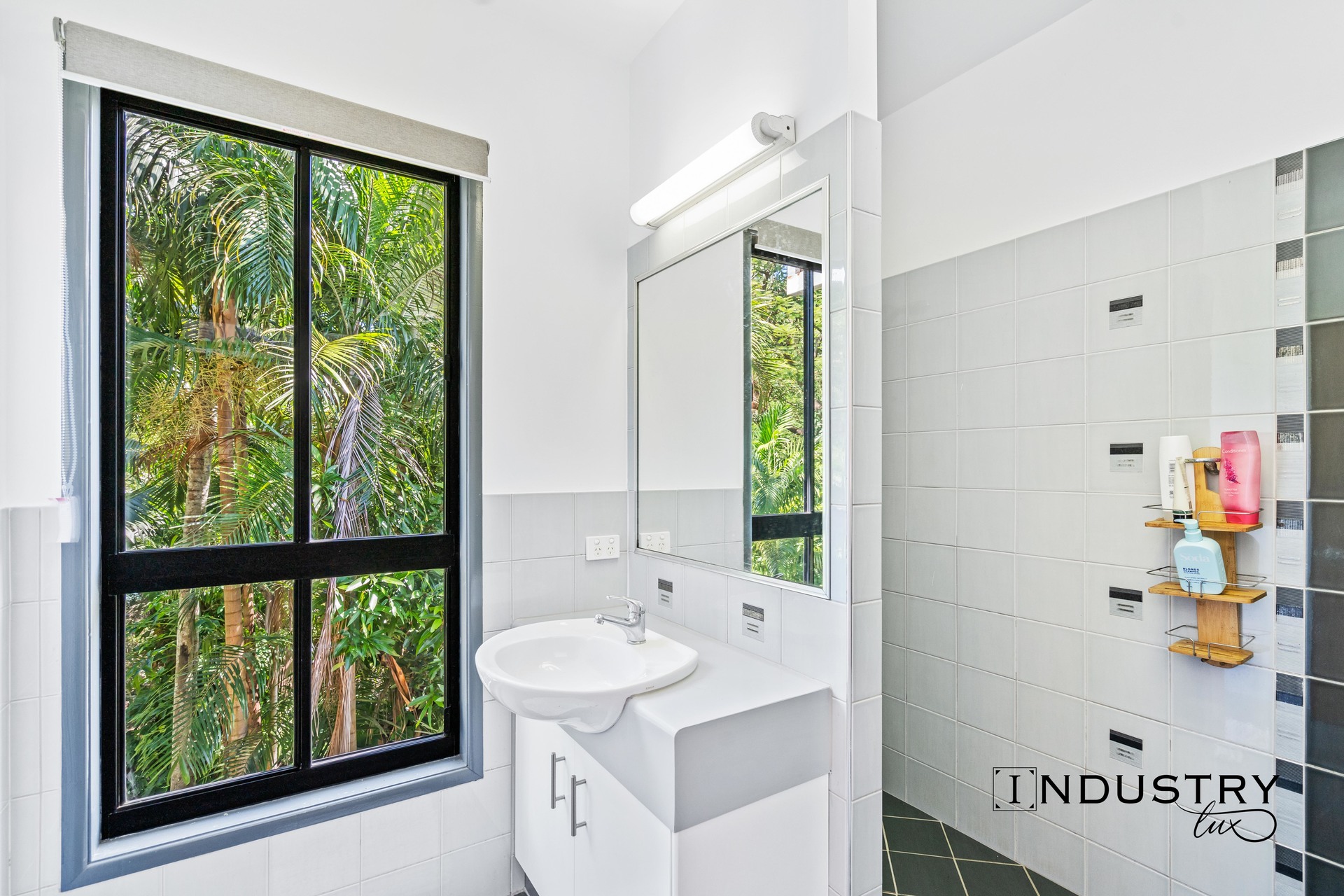 23 Moore Street, Trinity Beach, QLD 4879 AUS