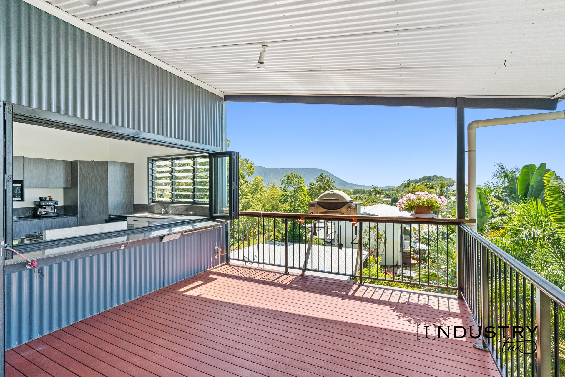 23 Moore Street, Trinity Beach, QLD 4879 AUS