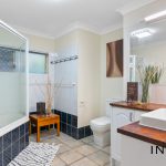 5 Hussar Close, Kanimbla, QLD 4870 AUS