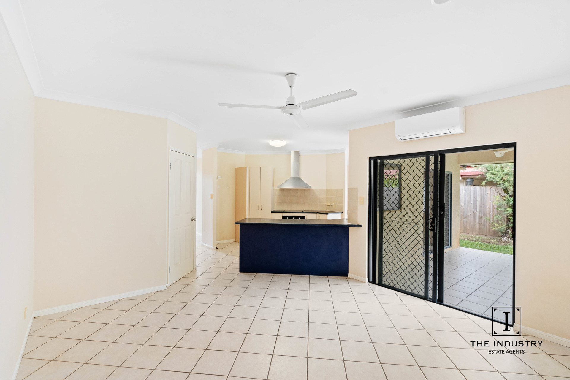 4 Beck Close, Bentley Park, QLD 4869 AUS