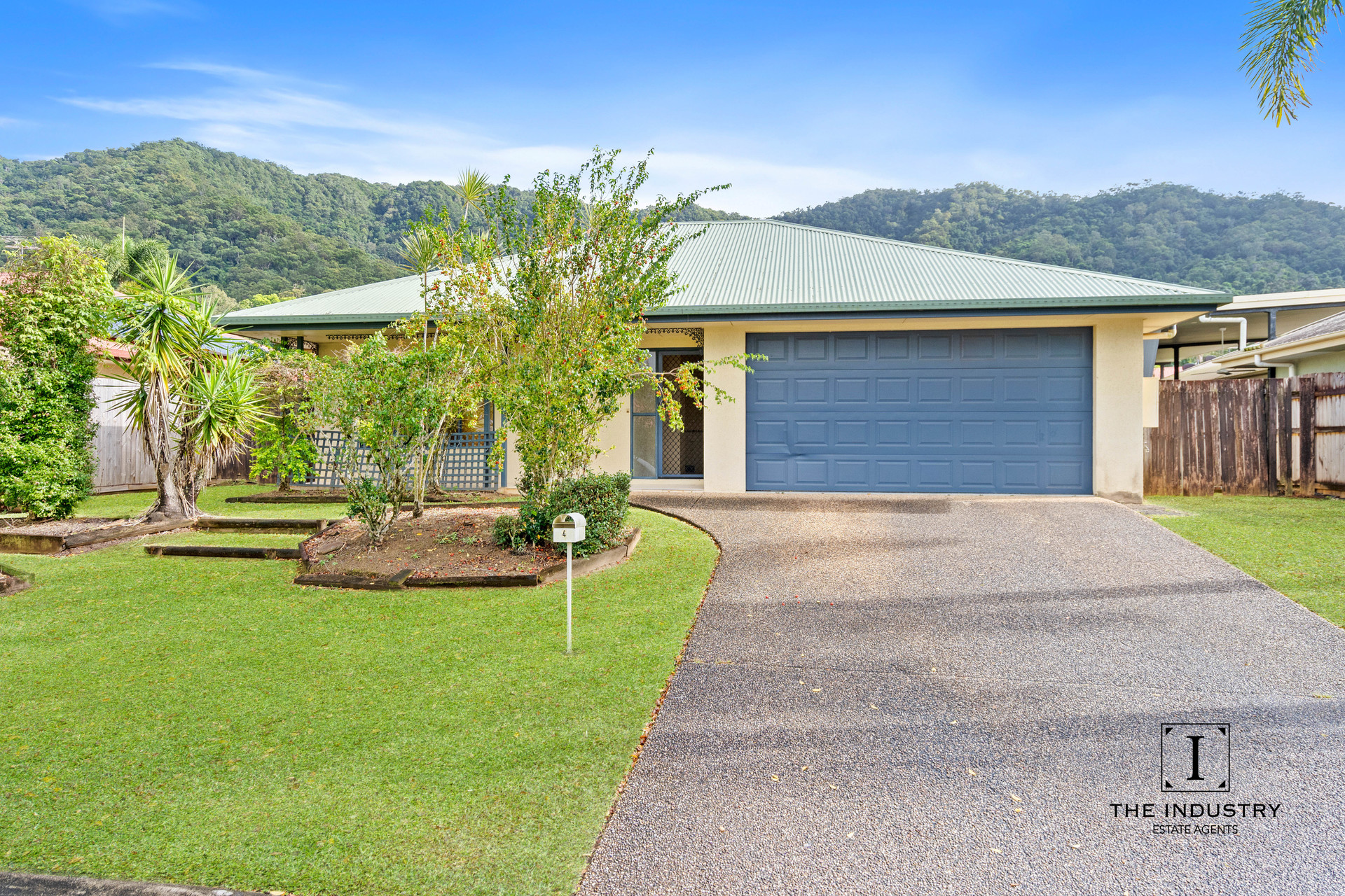 4 Beck Close, Bentley Park, QLD 4869 AUS