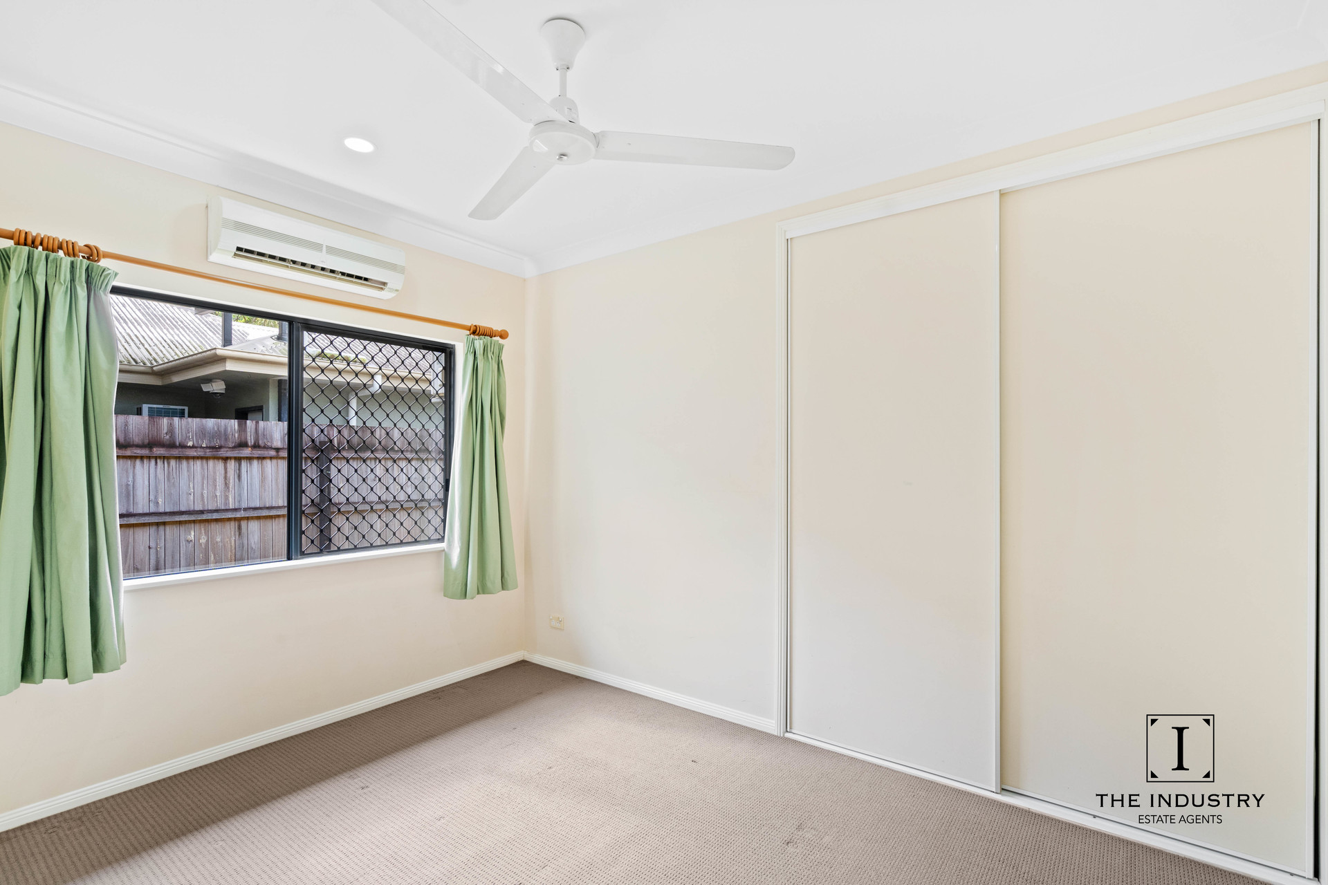 4 Beck Close, Bentley Park, QLD 4869 AUS