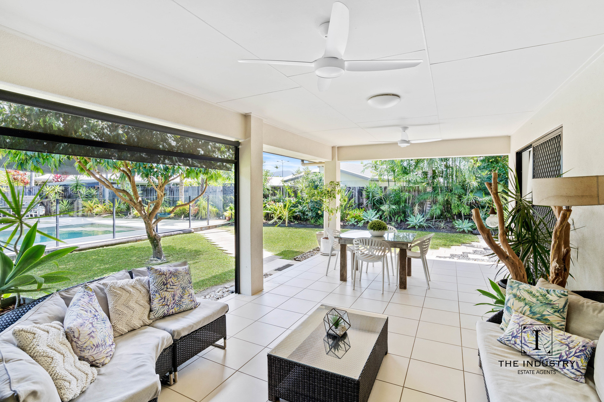 10 Galena Chase, Trinity Park, QLD 4879 AUS