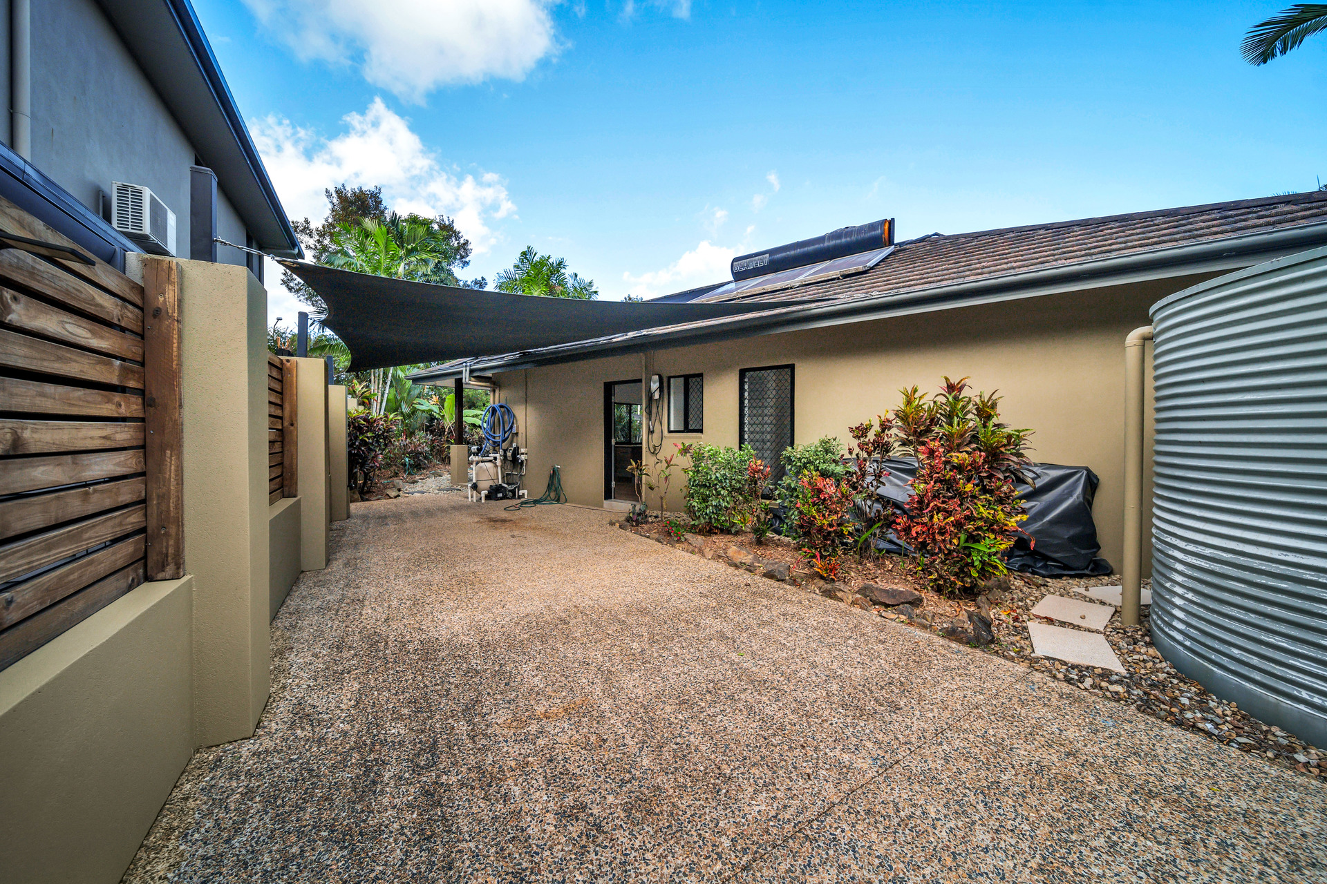 2 Ashwood Circuit, Smithfield, QLD 4878 AUS