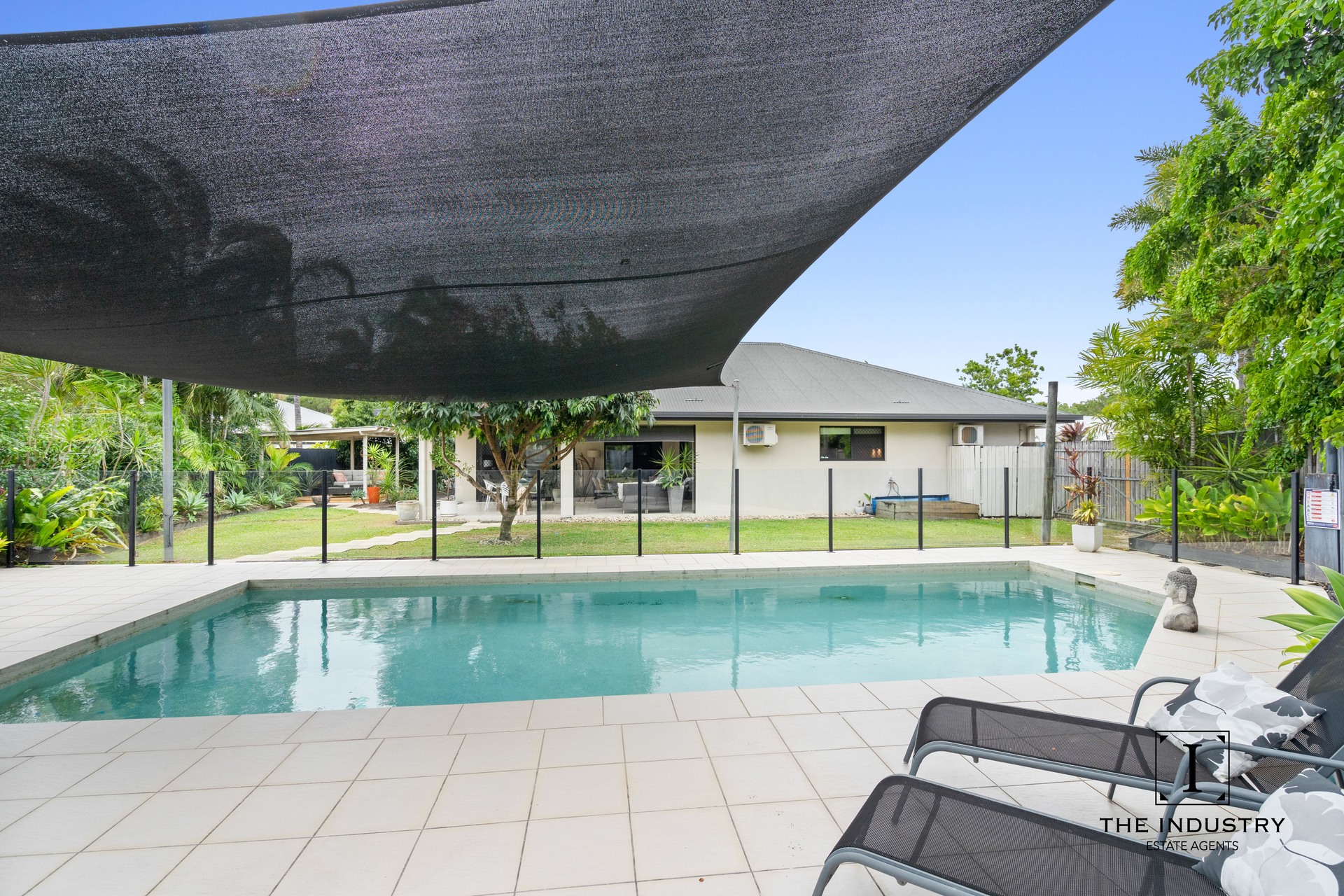 10 Galena Chase, Trinity Park, QLD 4879 AUS