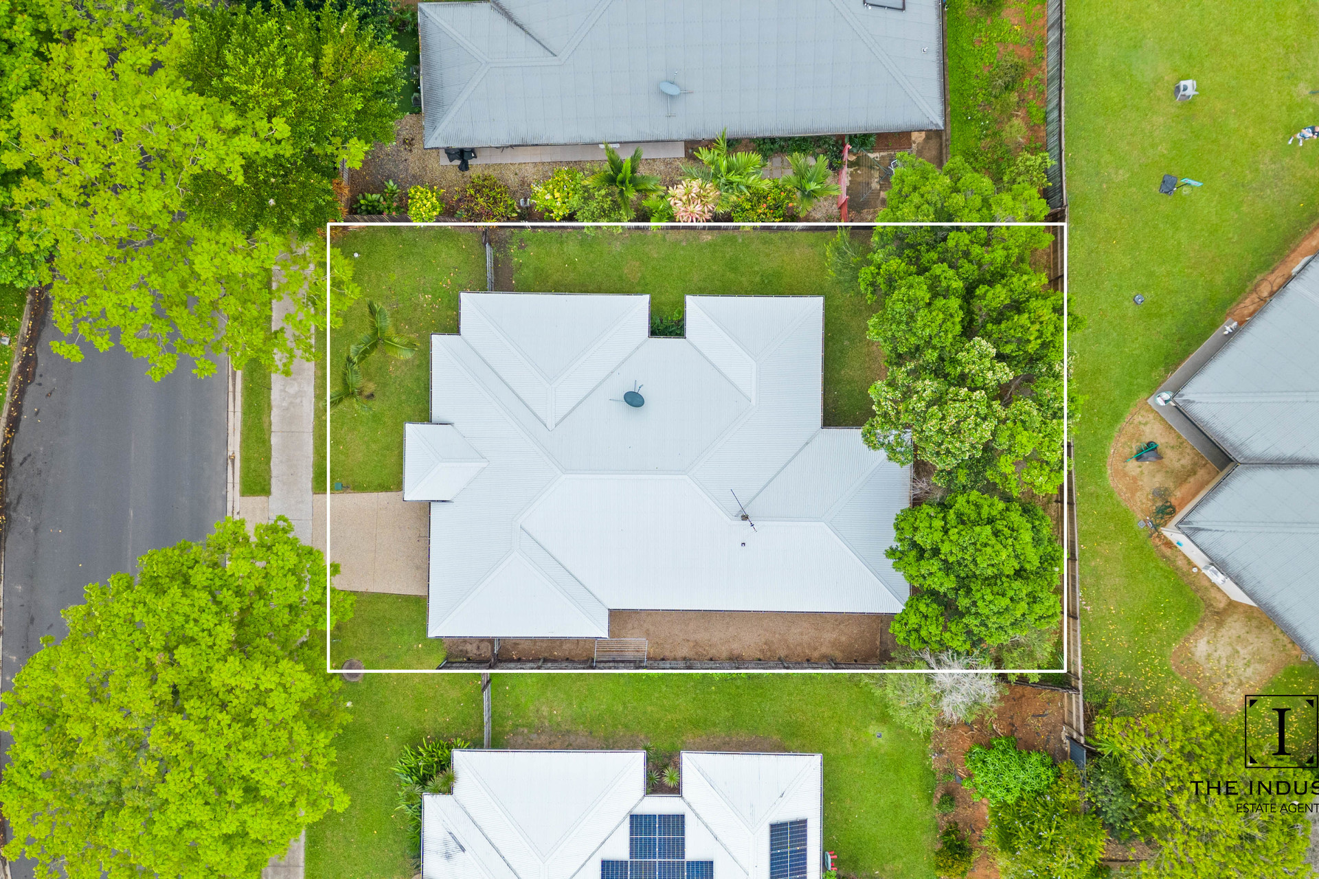 64 Xavier Herbert Drive, Redlynch, QLD 4870 AUS