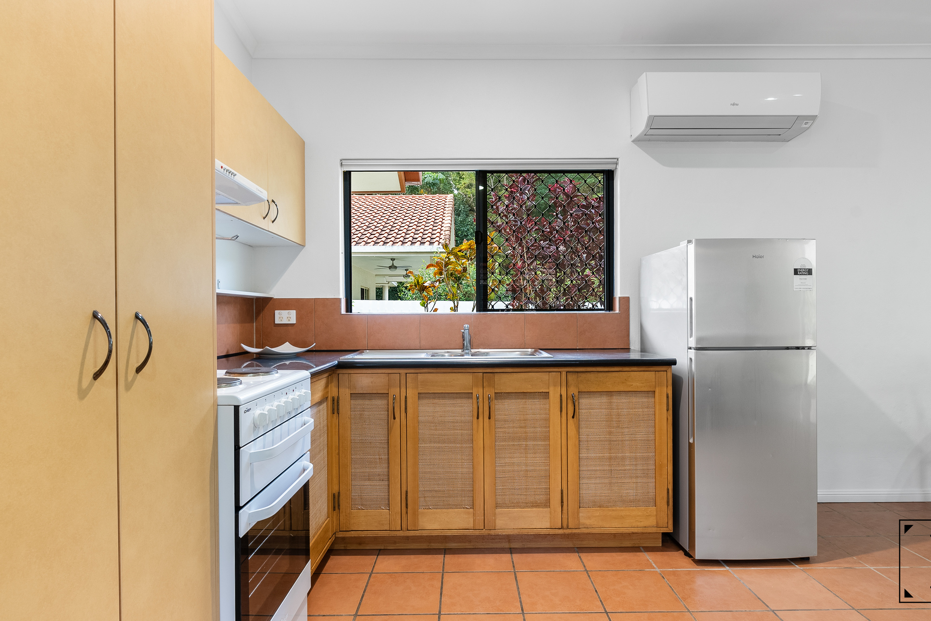 39 Stream Avenue, Kewarra Beach, QLD 4879 AUS