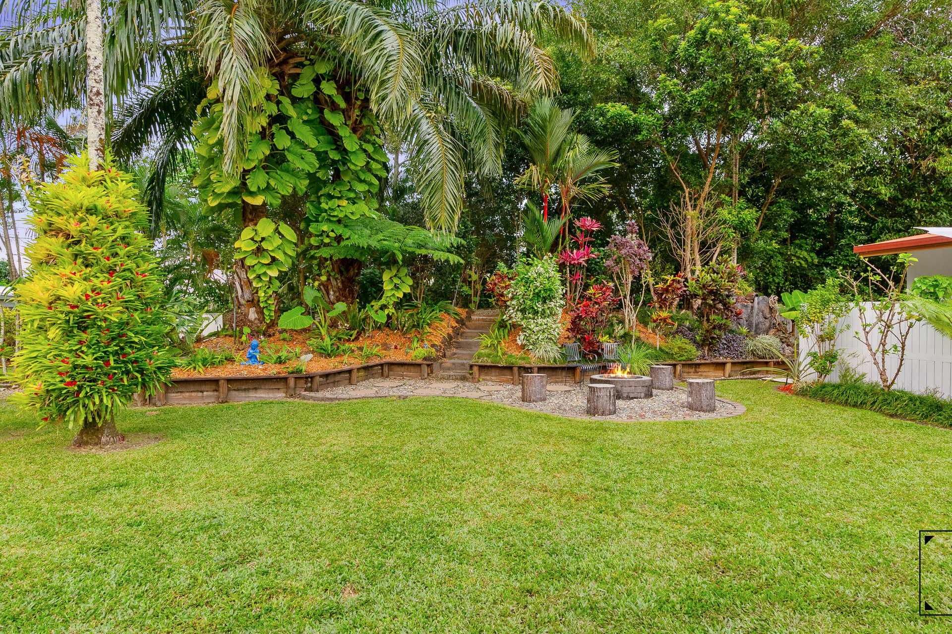 39 Stream Avenue, Kewarra Beach, QLD 4879 AUS