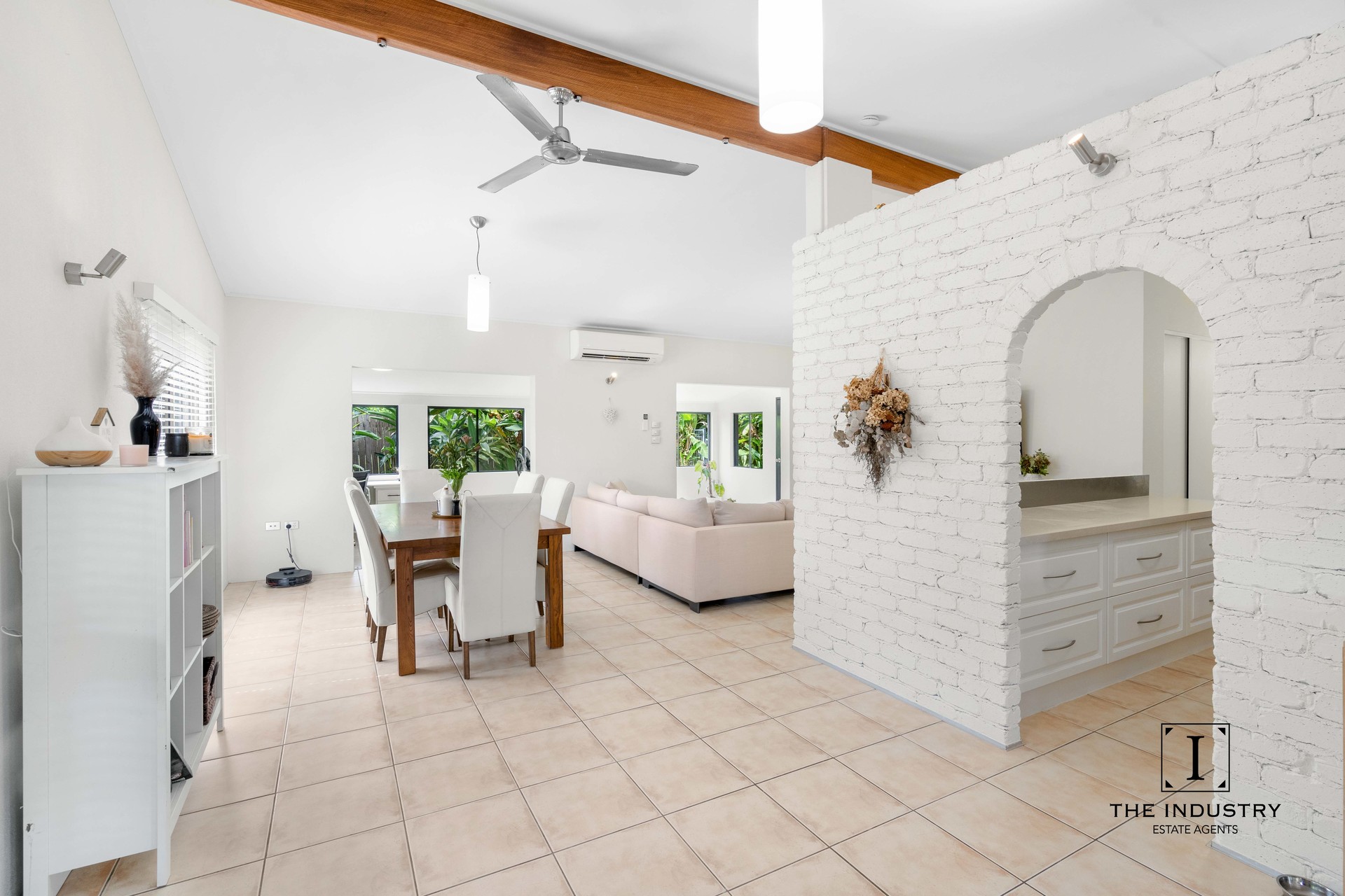 3 Corinda Close, Trinity Beach, QLD 4879 AUS