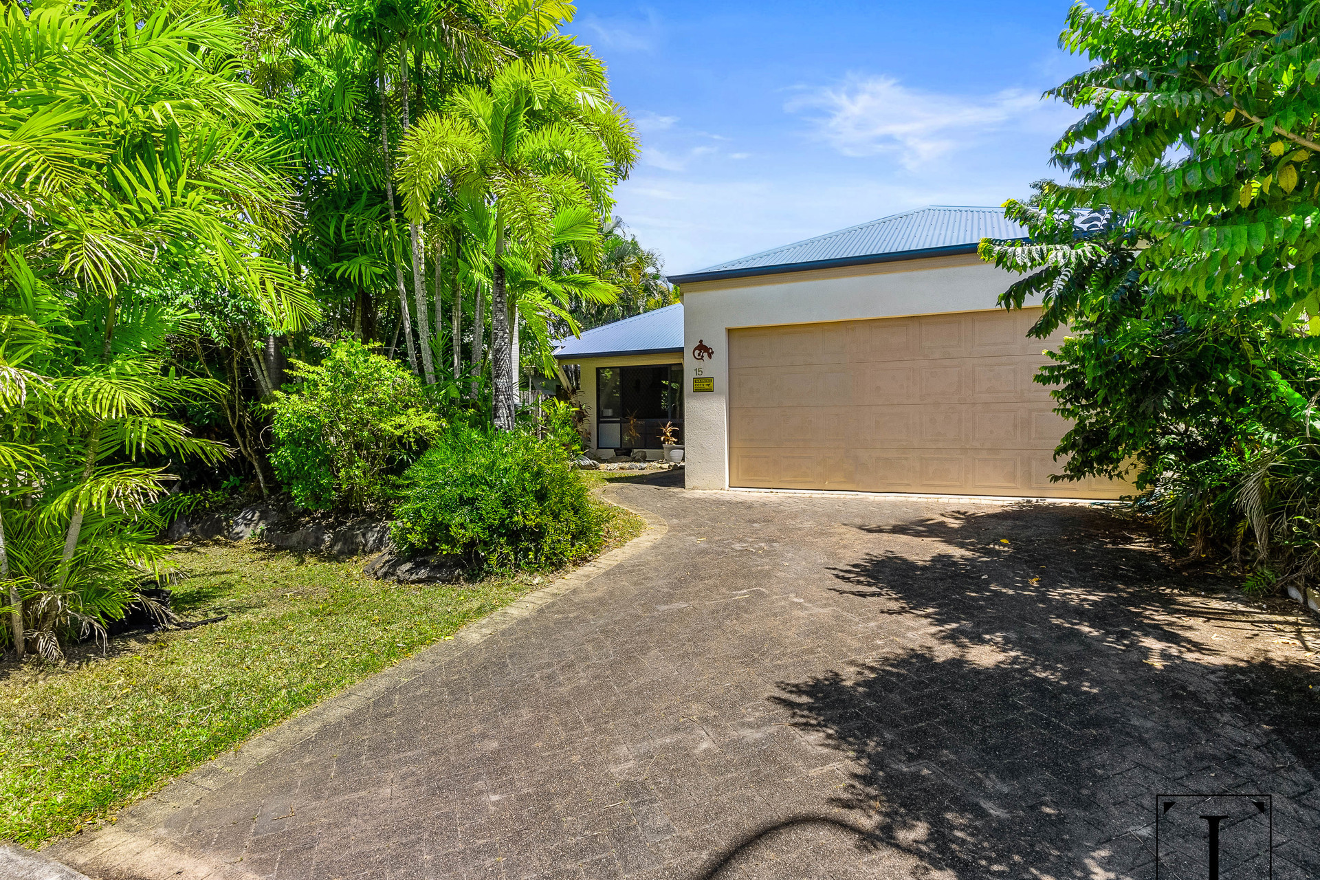 15 Kirra Close, Kewarra Beach, QLD 4879 AUS